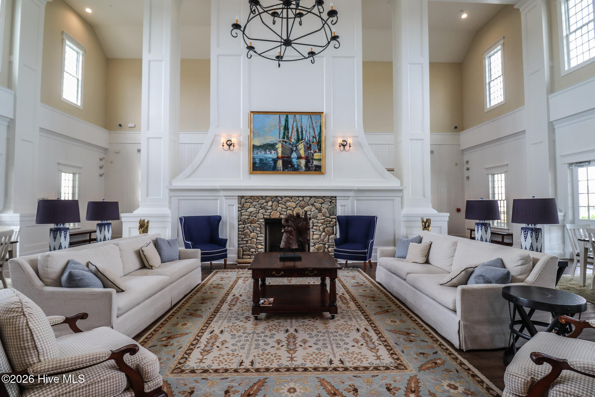 100561510 | Photo 26