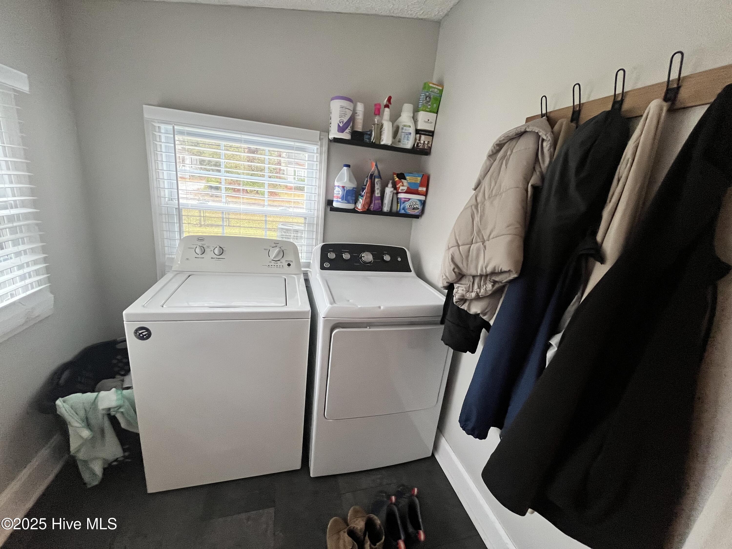 100545553 | Photo 14