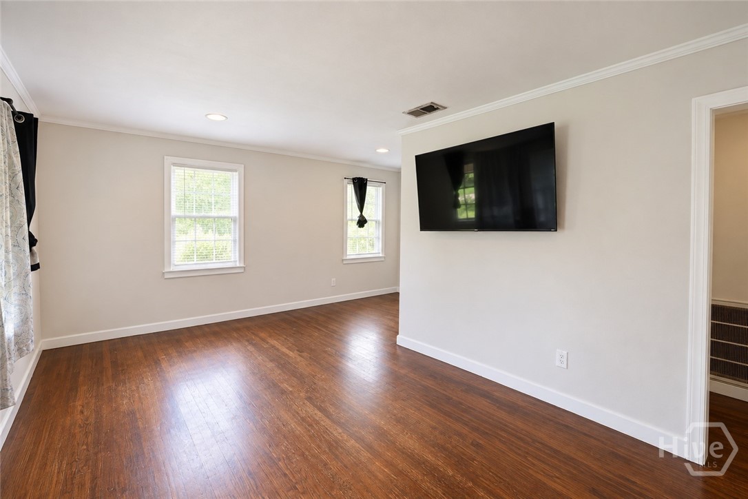 Photo 3 of Single family home for sale at 2 Sherwood Ln, Hinesville, GA 31313 | MLS# SA364421 | Listing updated on 2026-09-20
