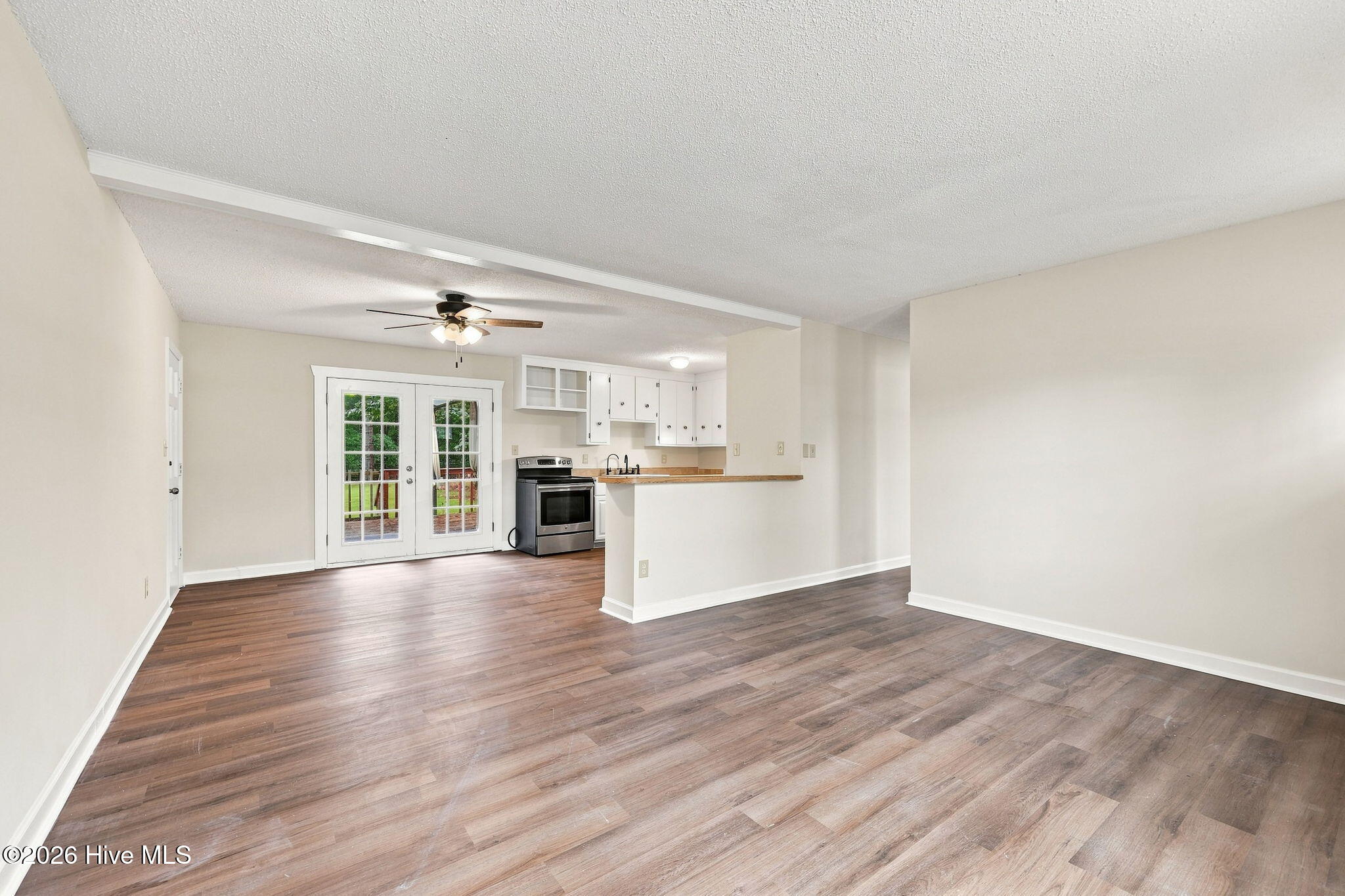 213 Nine Foot Road,Newport