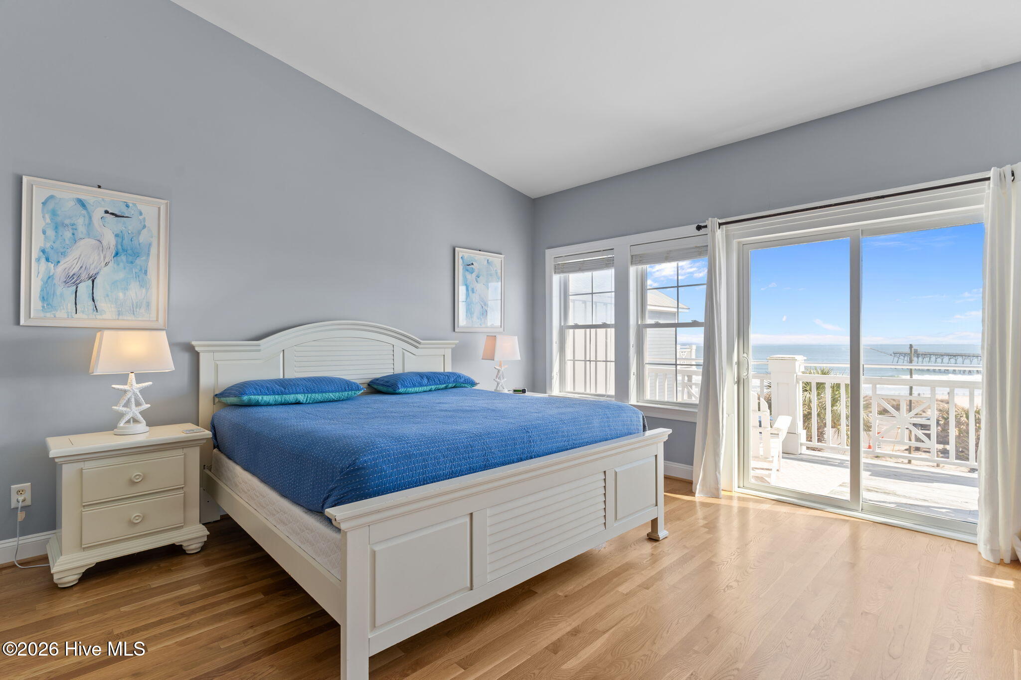 100530858 | Photo 30