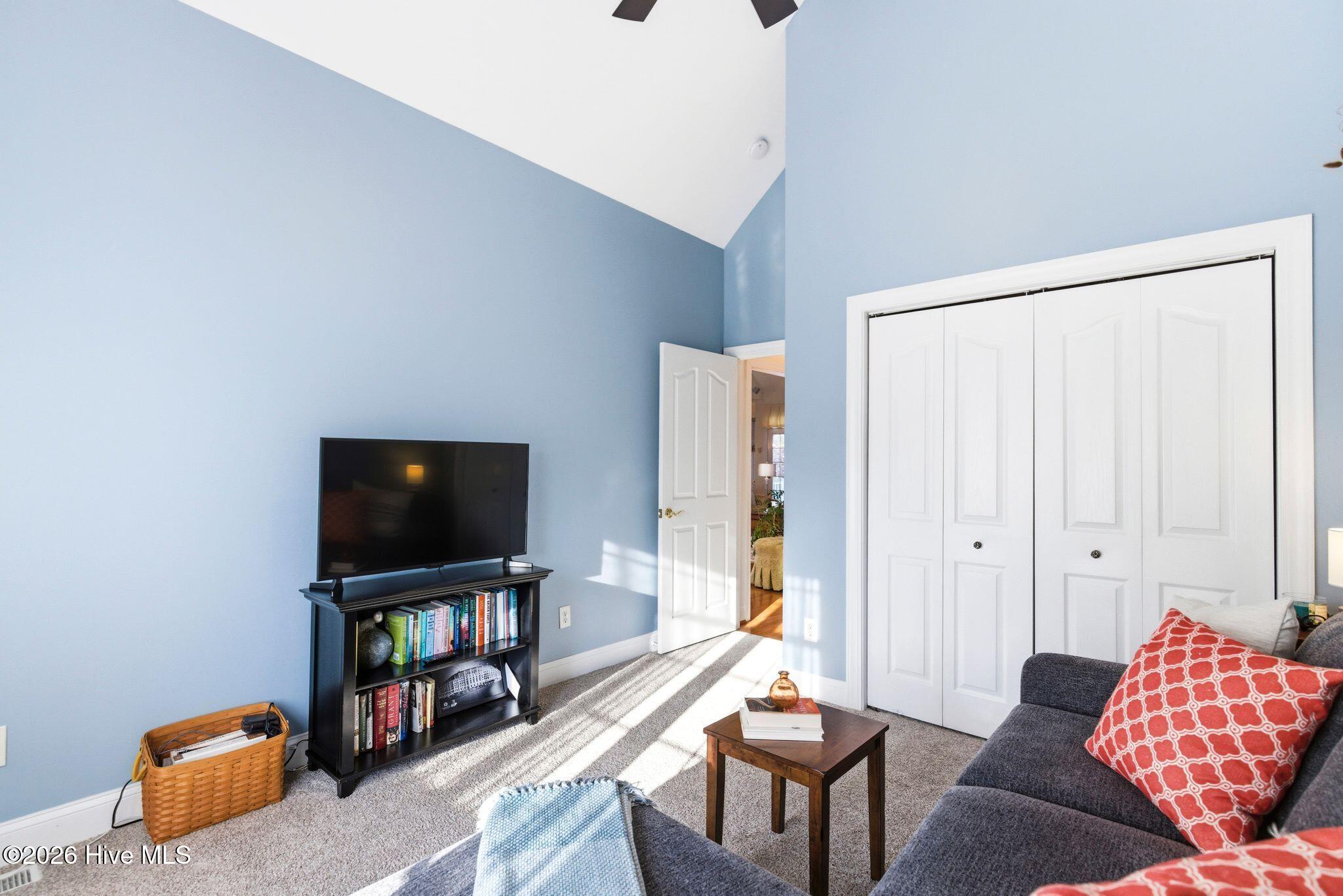 100564918 | Photo 40