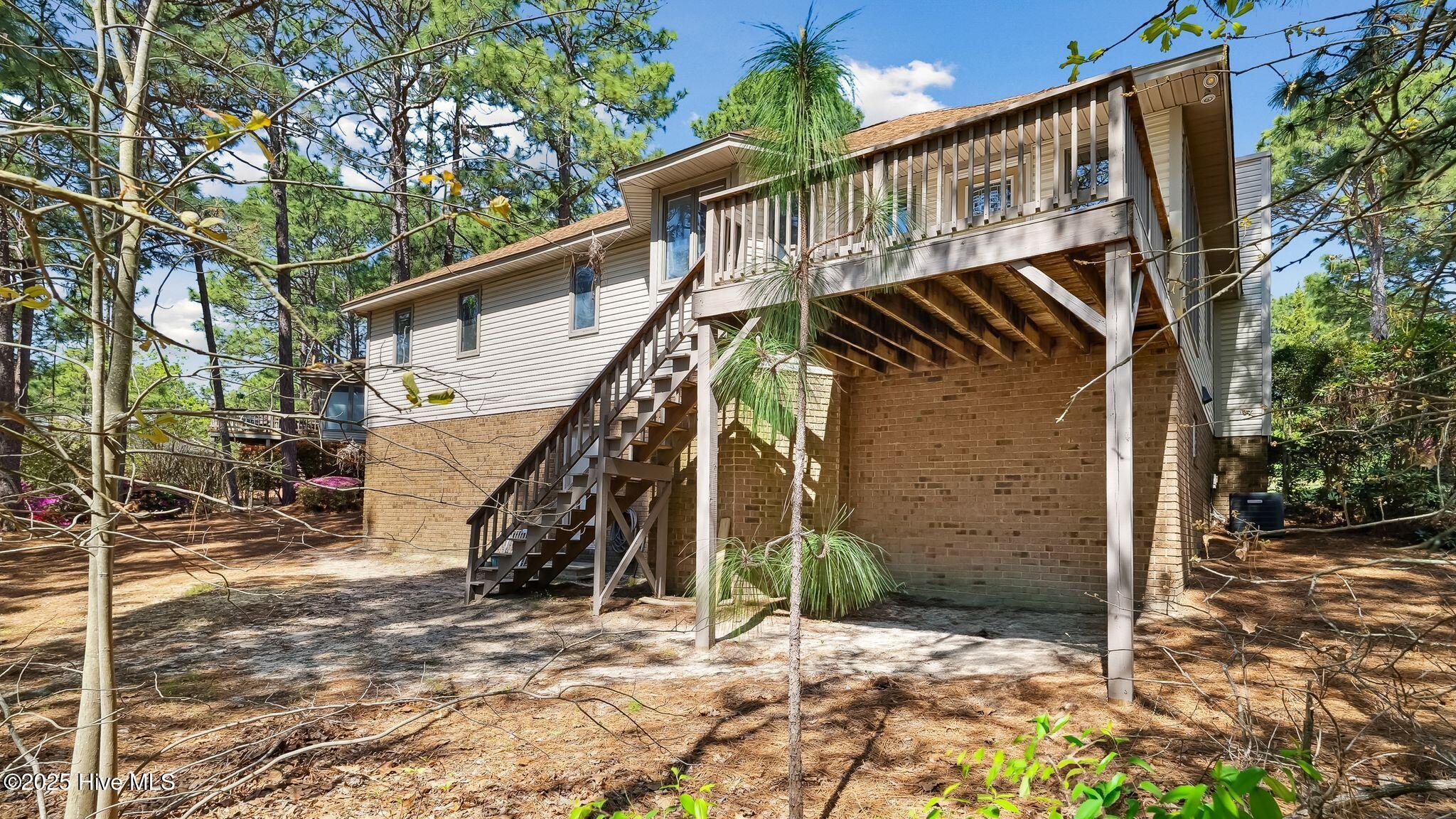 107 Pinnacle Court