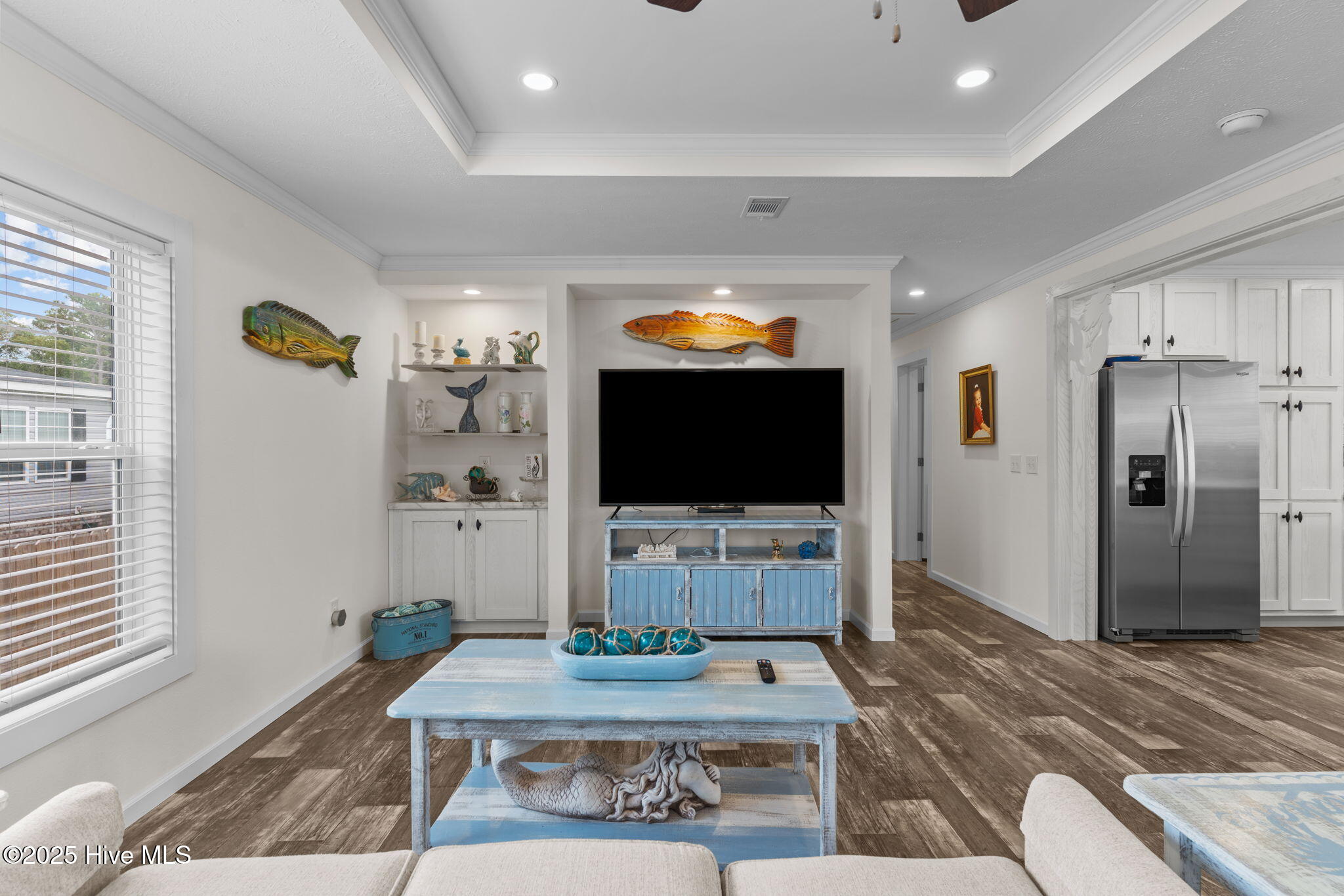 100530001 | Photo 18