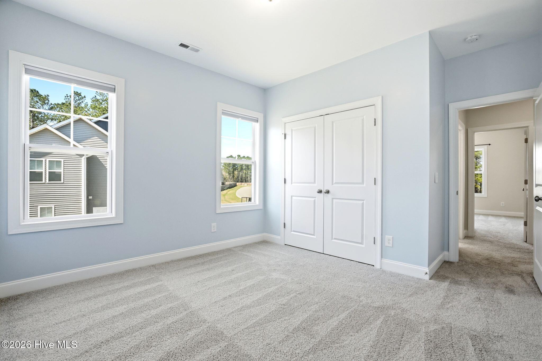 100562109 | Photo 68