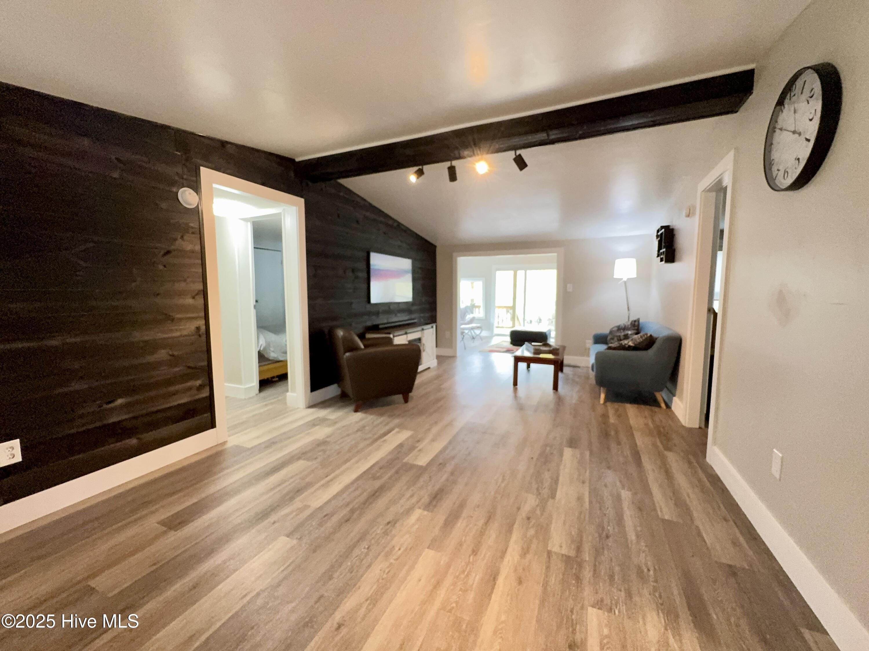 Large Livingroom