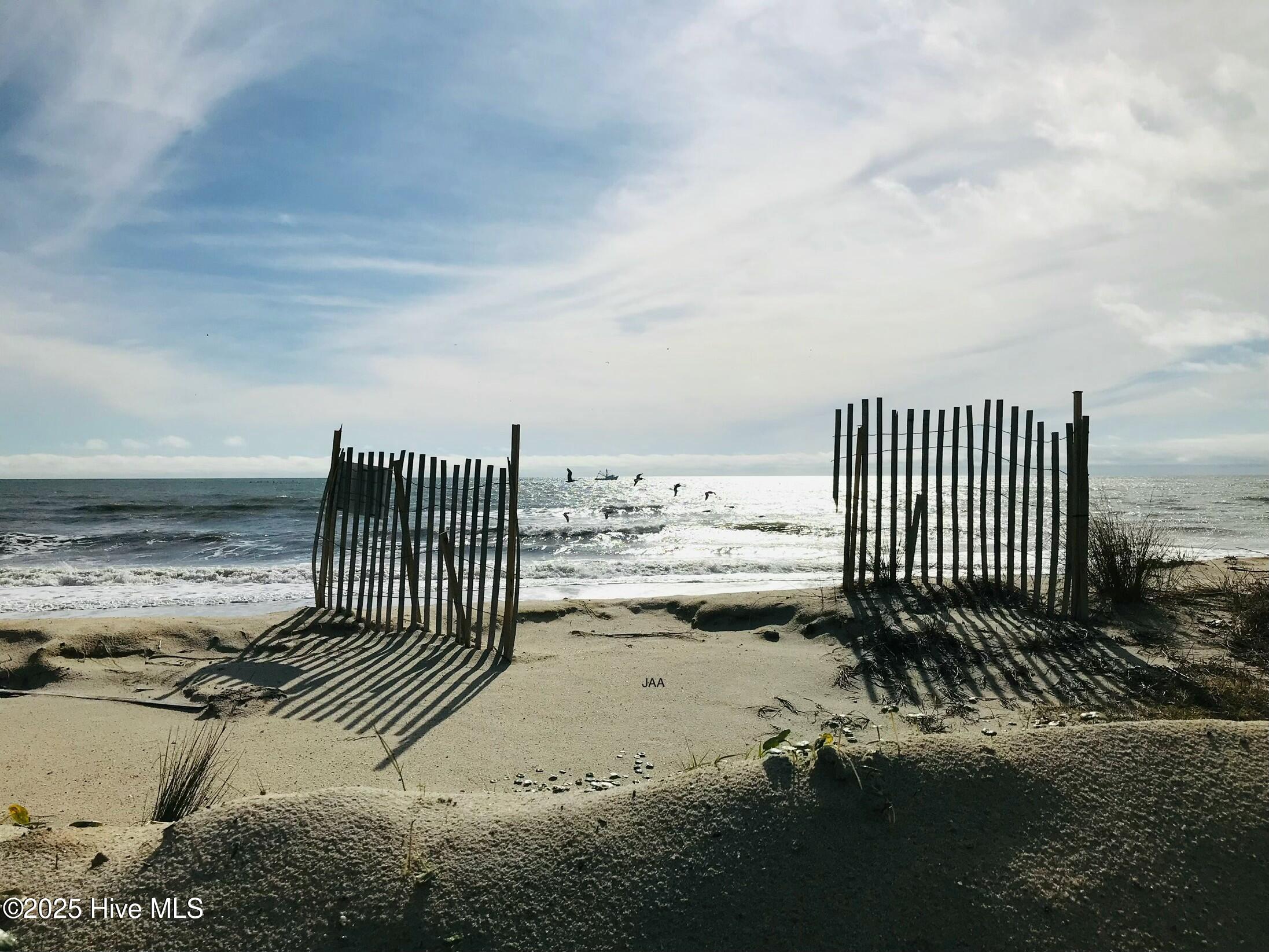 100482748 | Photo 33