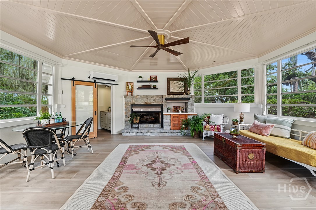 Cottage with panoramic views and full bath, great for guest space, office, yoga studio, or play house.