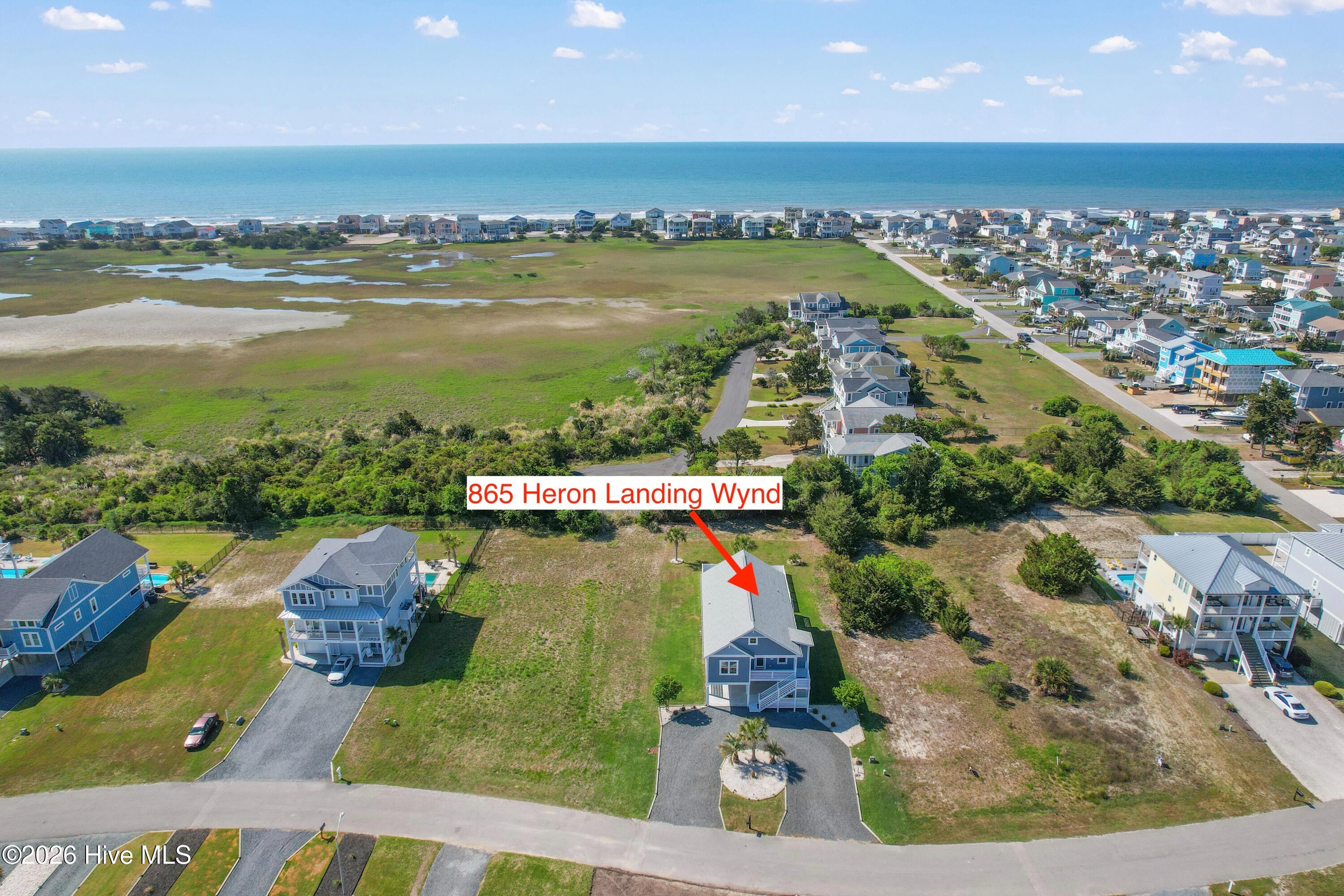 100567916 | Photo 54