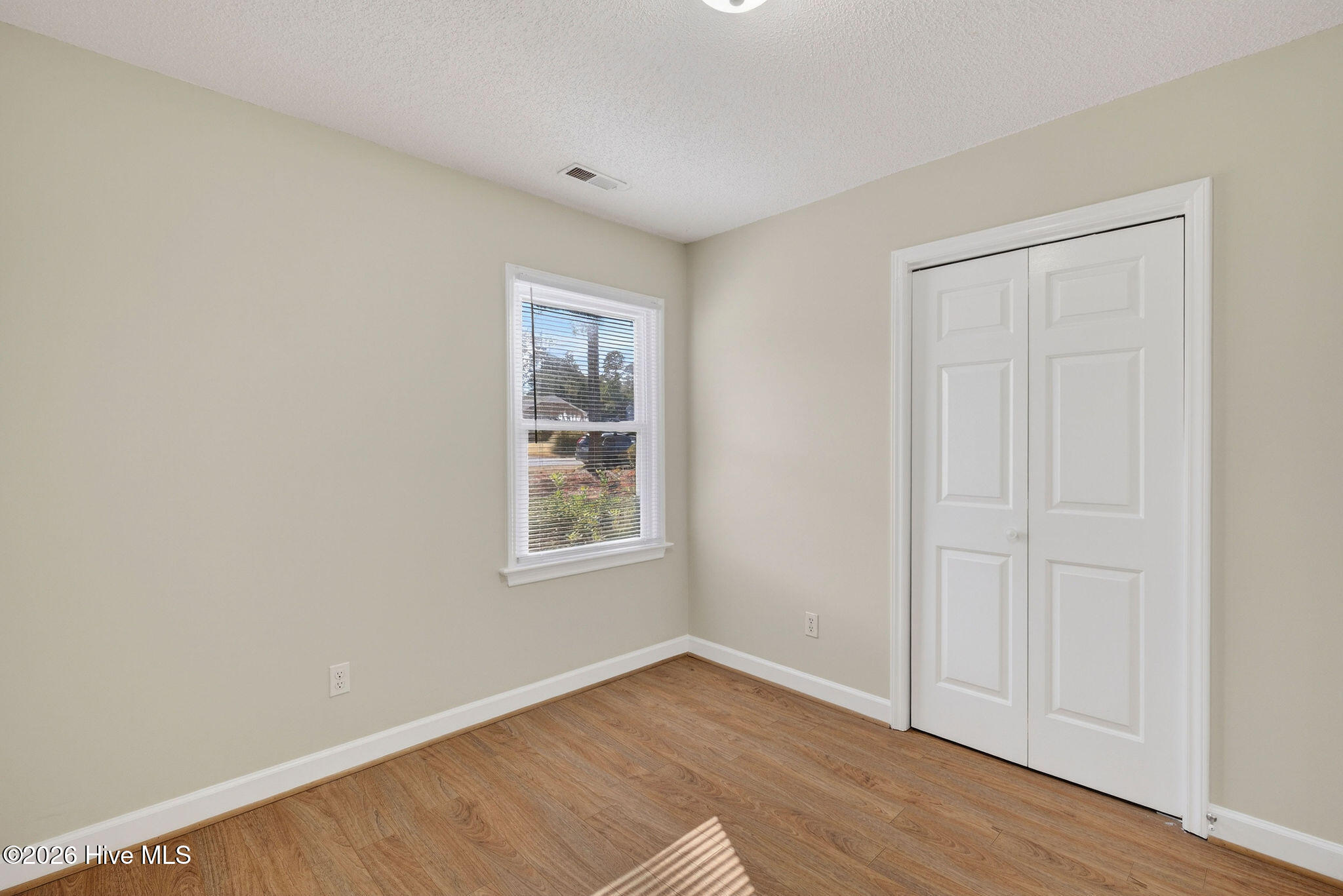 100545723 | Photo 20