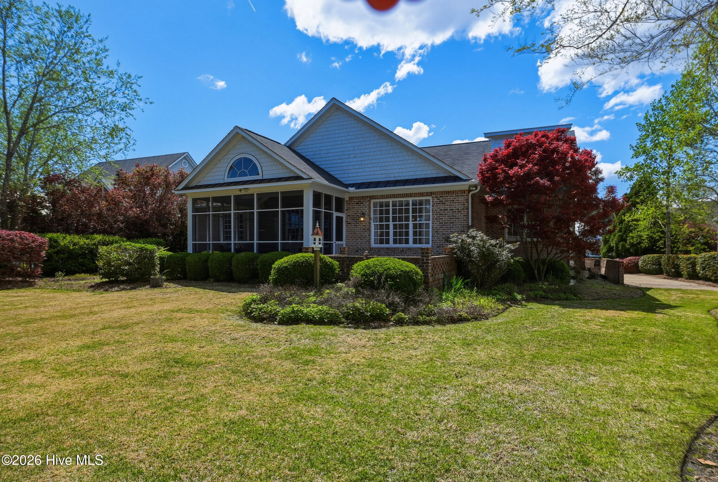 100566106 | Photo 47