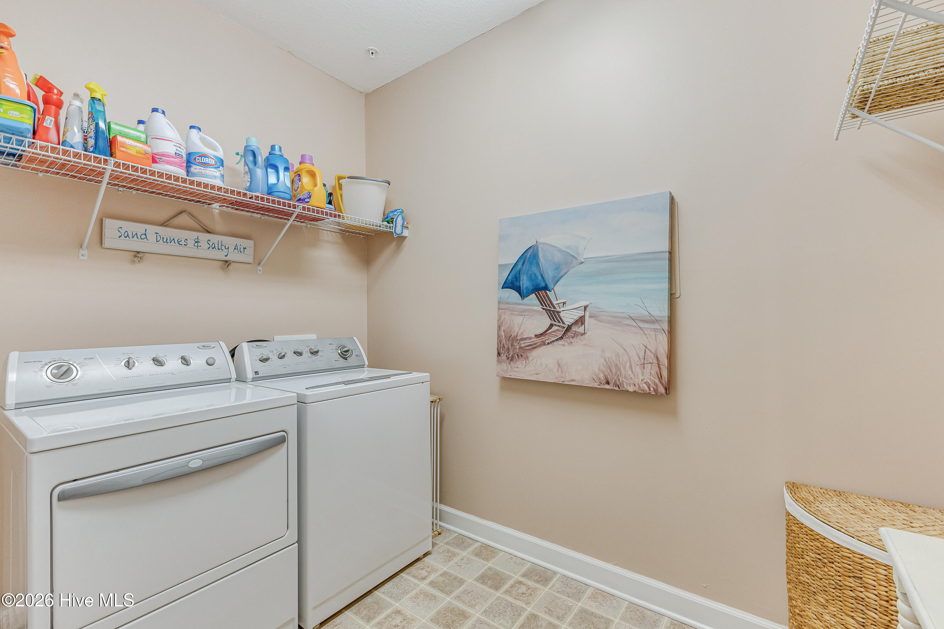 100555725 | Photo 31