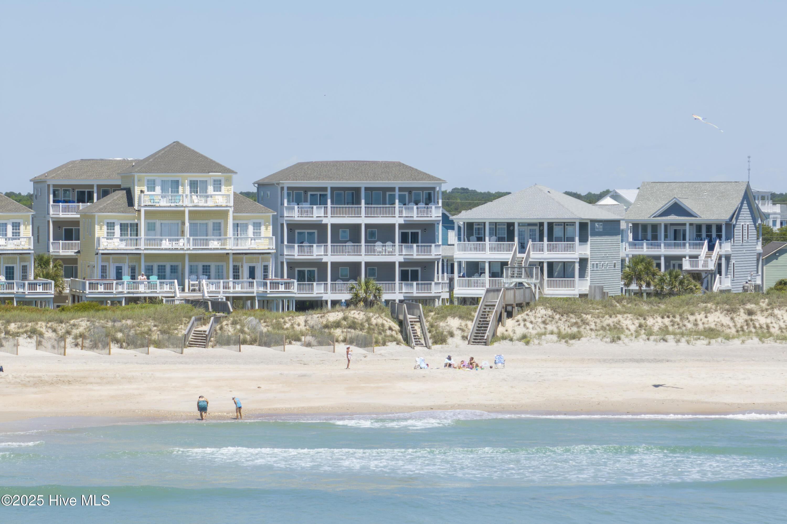 100511165 | Photo 41