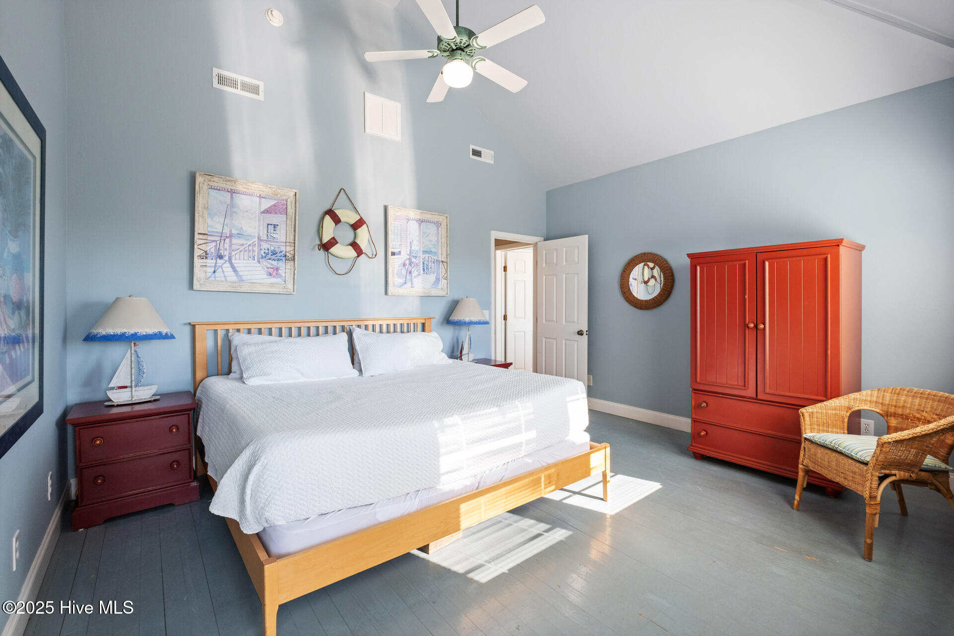 100539936 | Photo 19