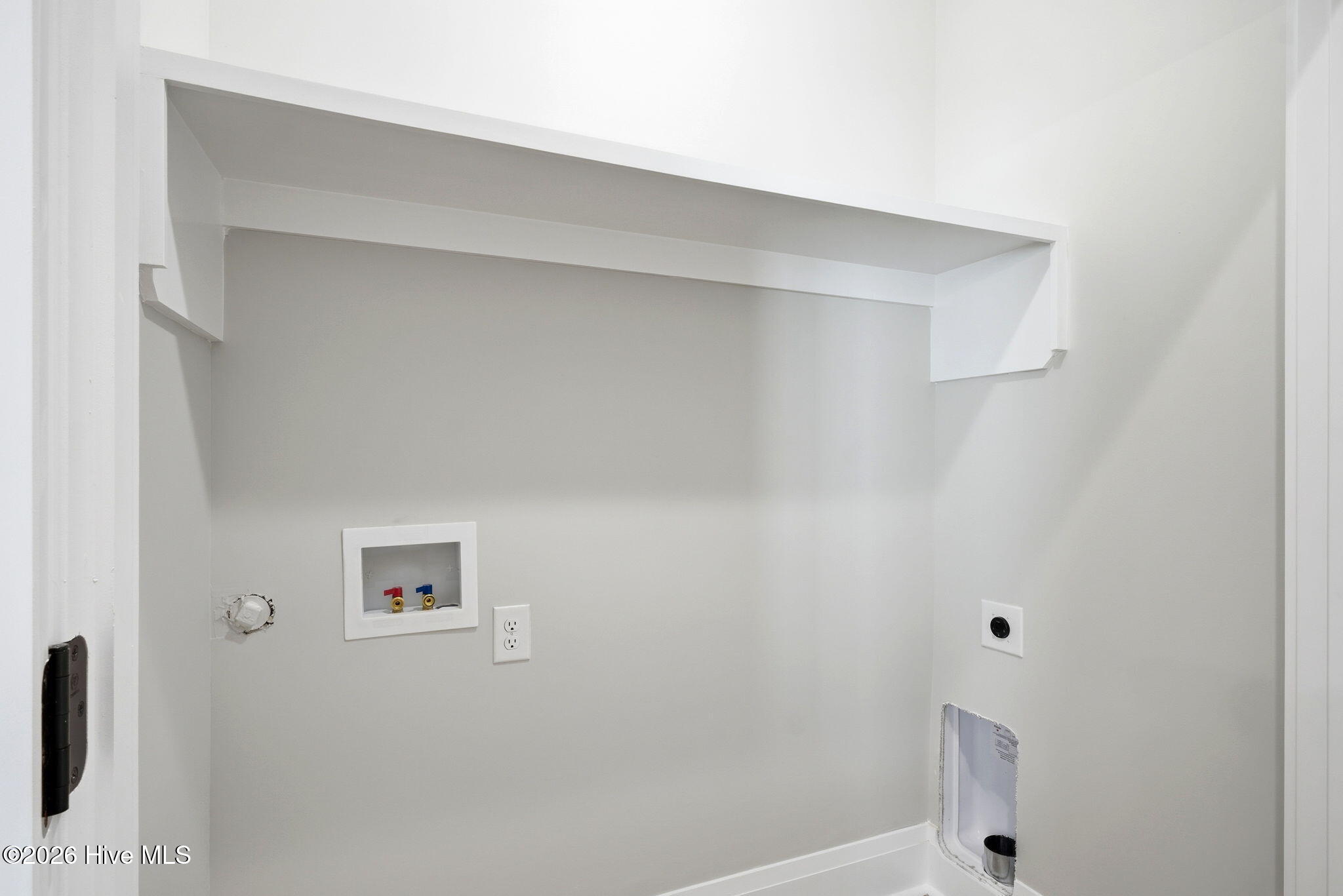 100554131 | Photo 22