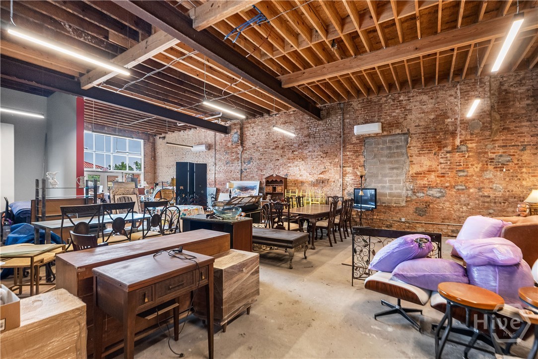 Retail Space (Storage currently)