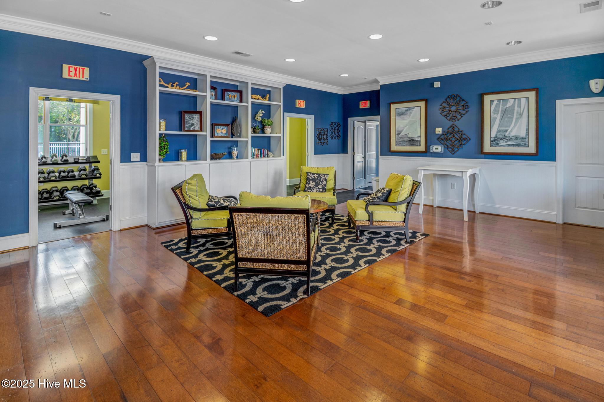 100534929 | Photo 62