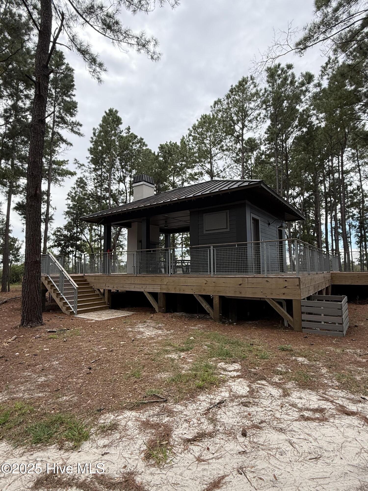 100531935 | Photo 17