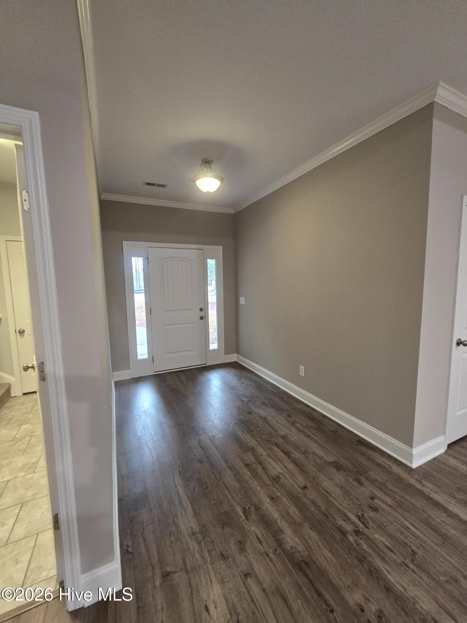 100547360 | Photo 28