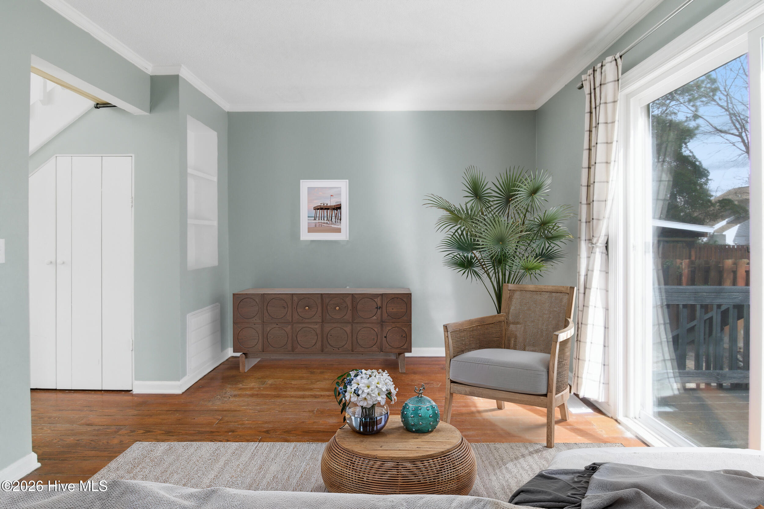 100553328 | Photo 10