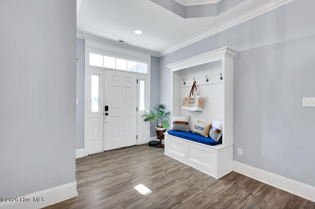 100547742 | Photo 10