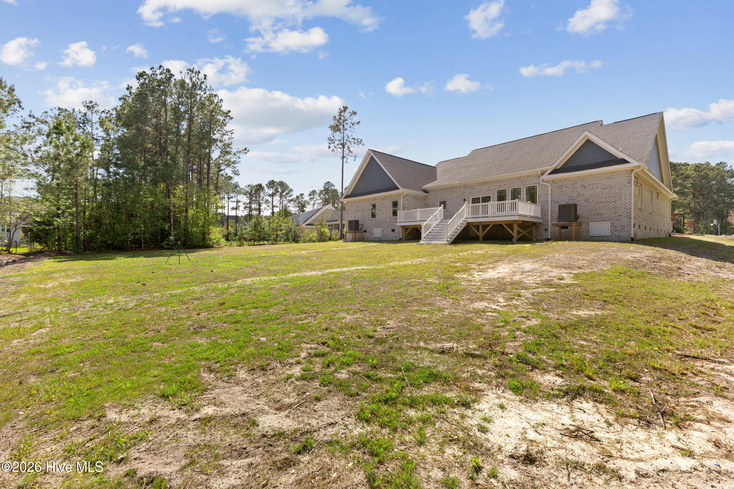 100566568 | Photo 51