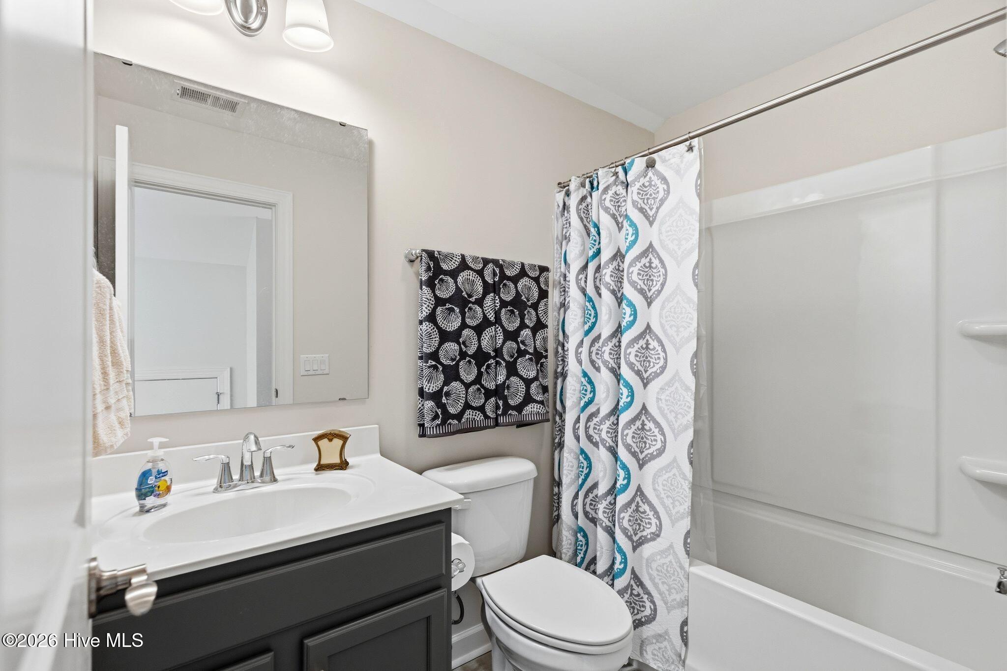 100558681 | Photo 39