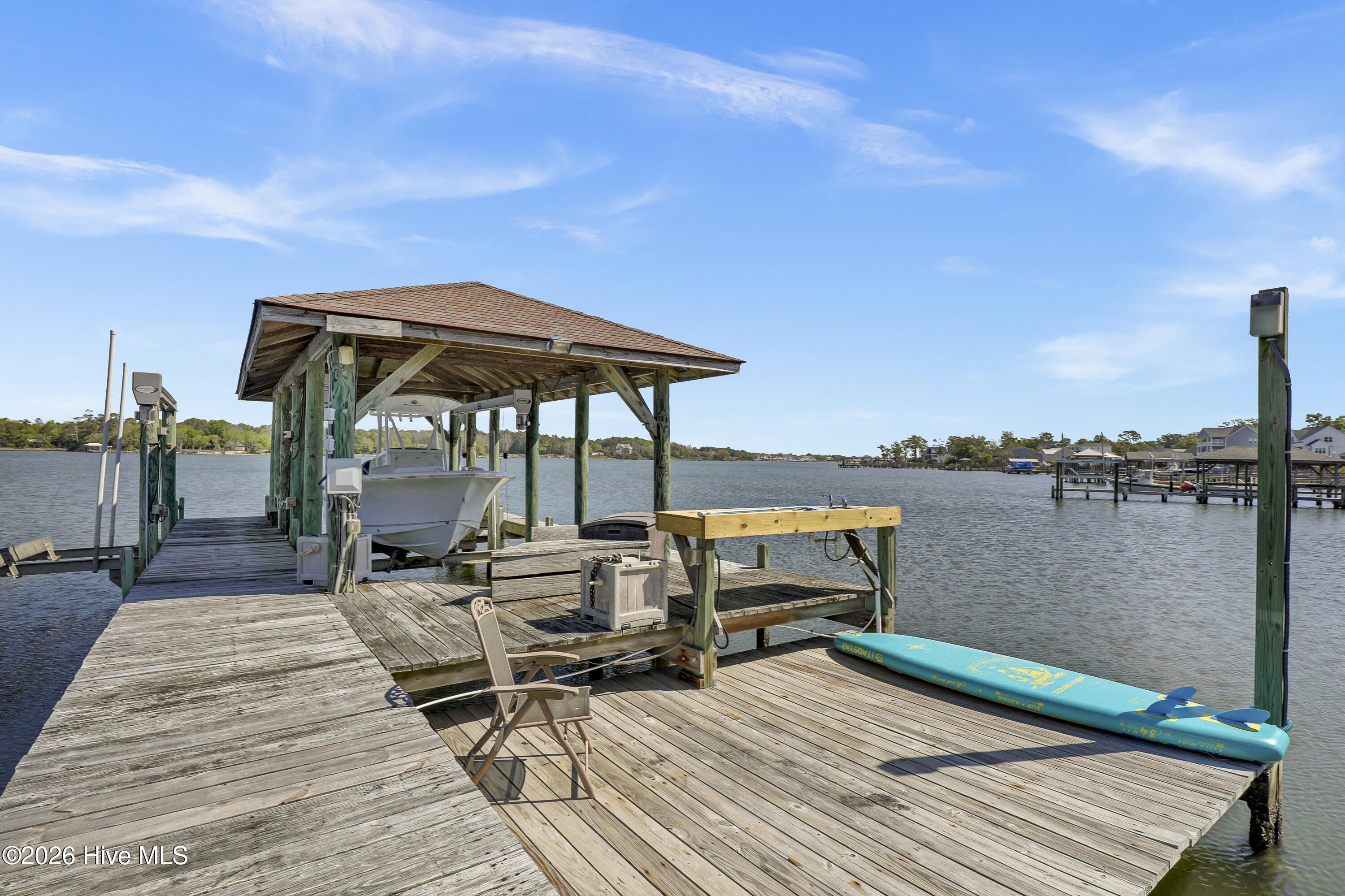 100566573 | Photo 23