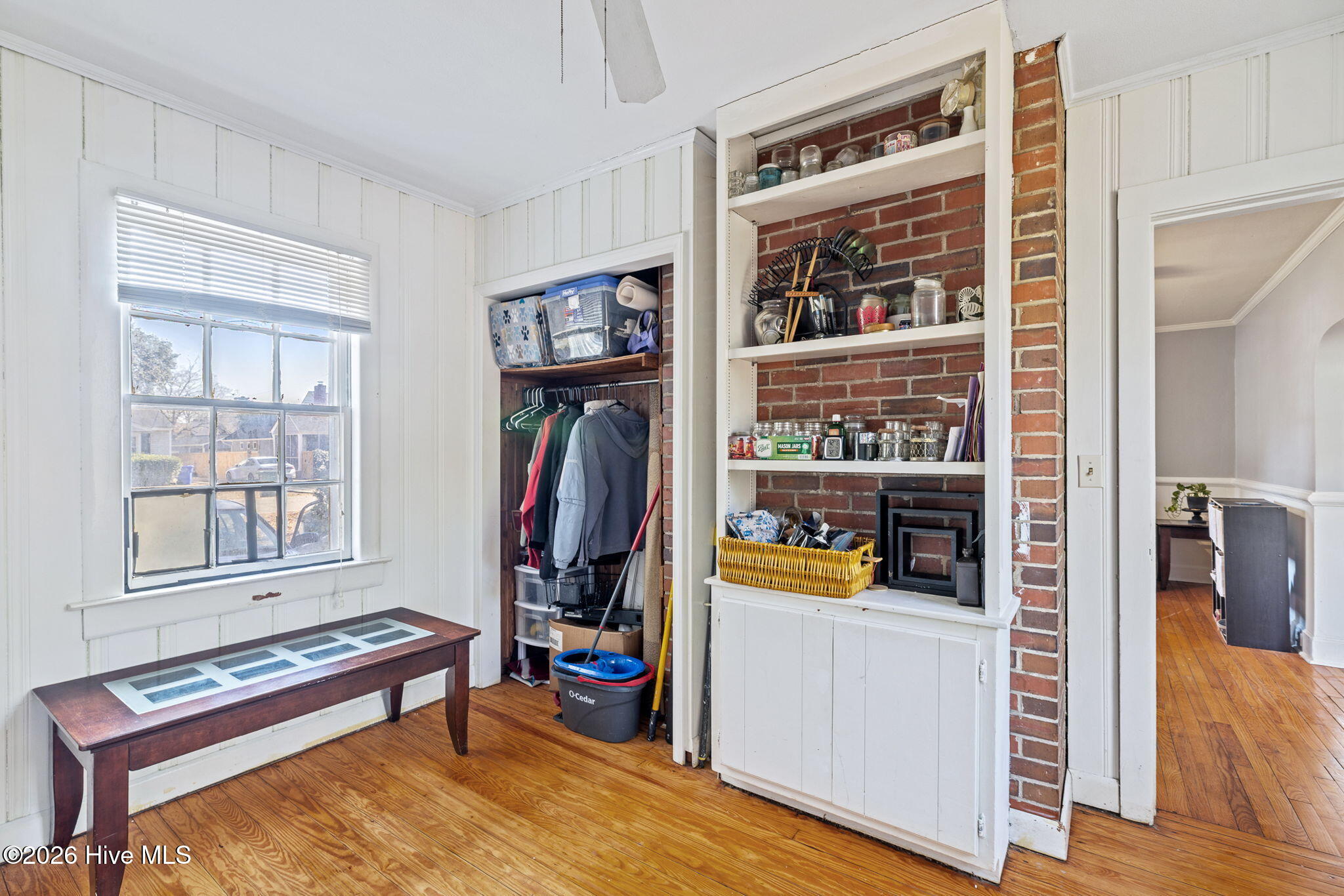 100555429 | Photo 22