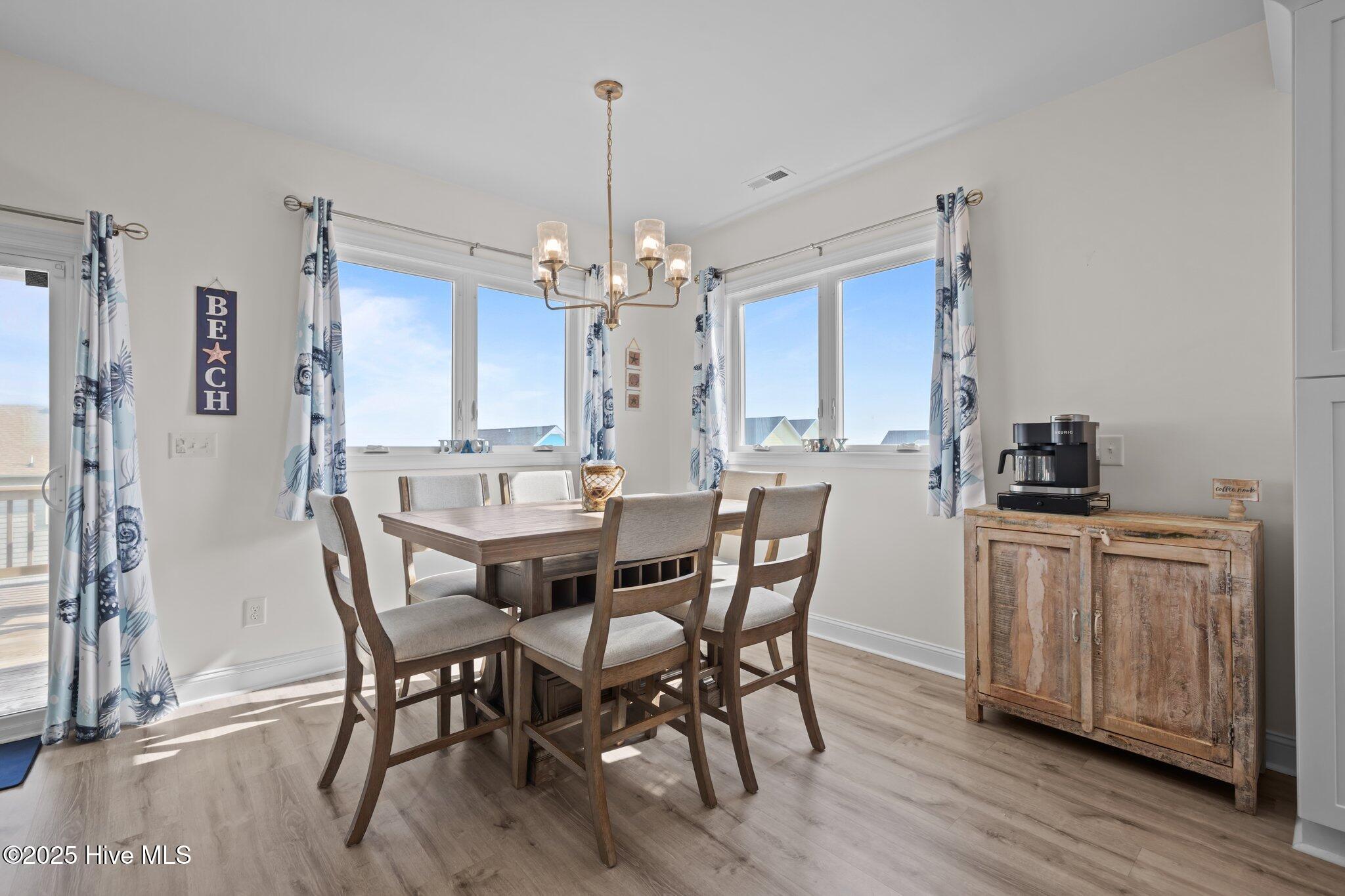 100509194 | Photo 46