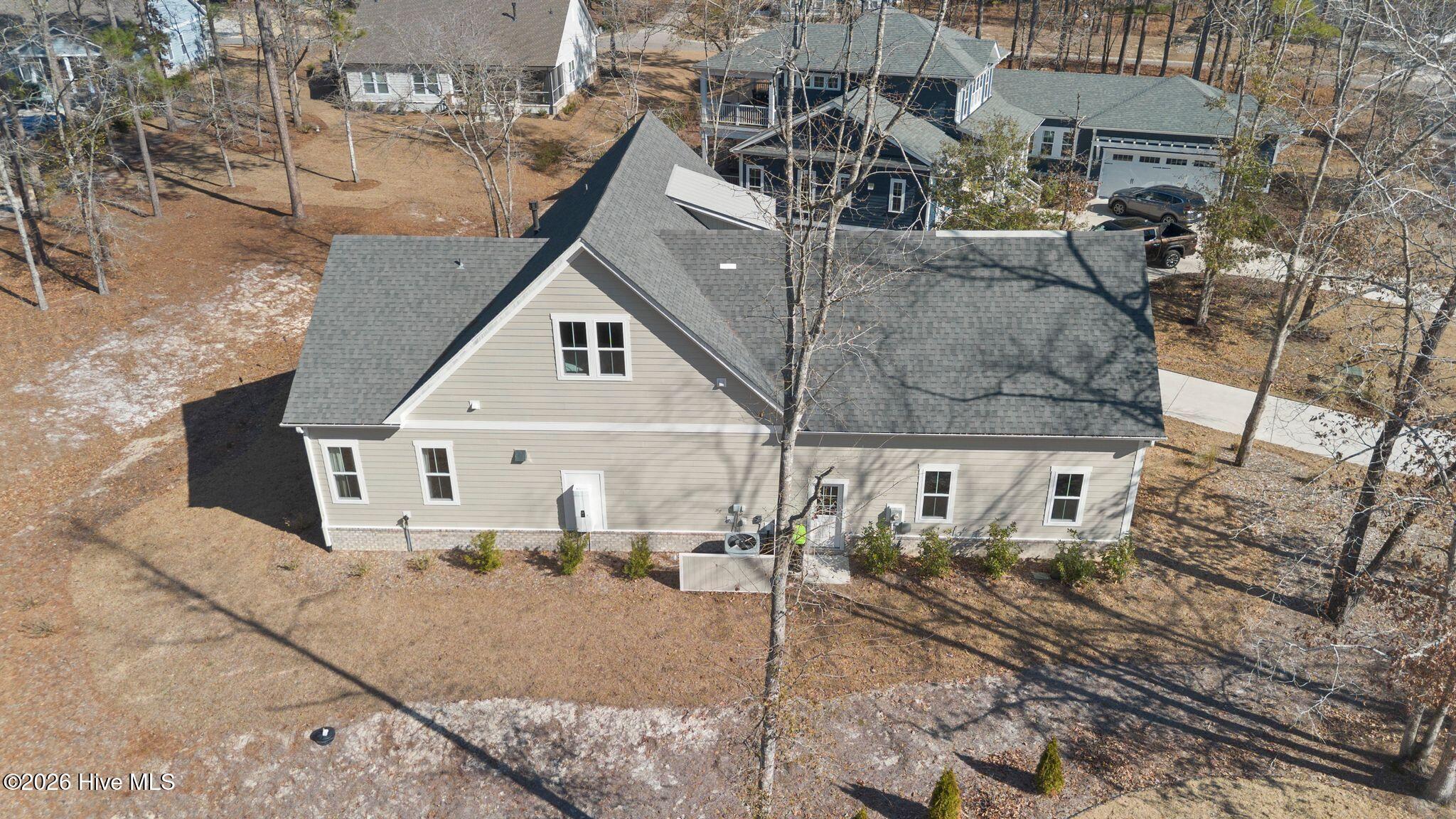 100551668 | Photo 93