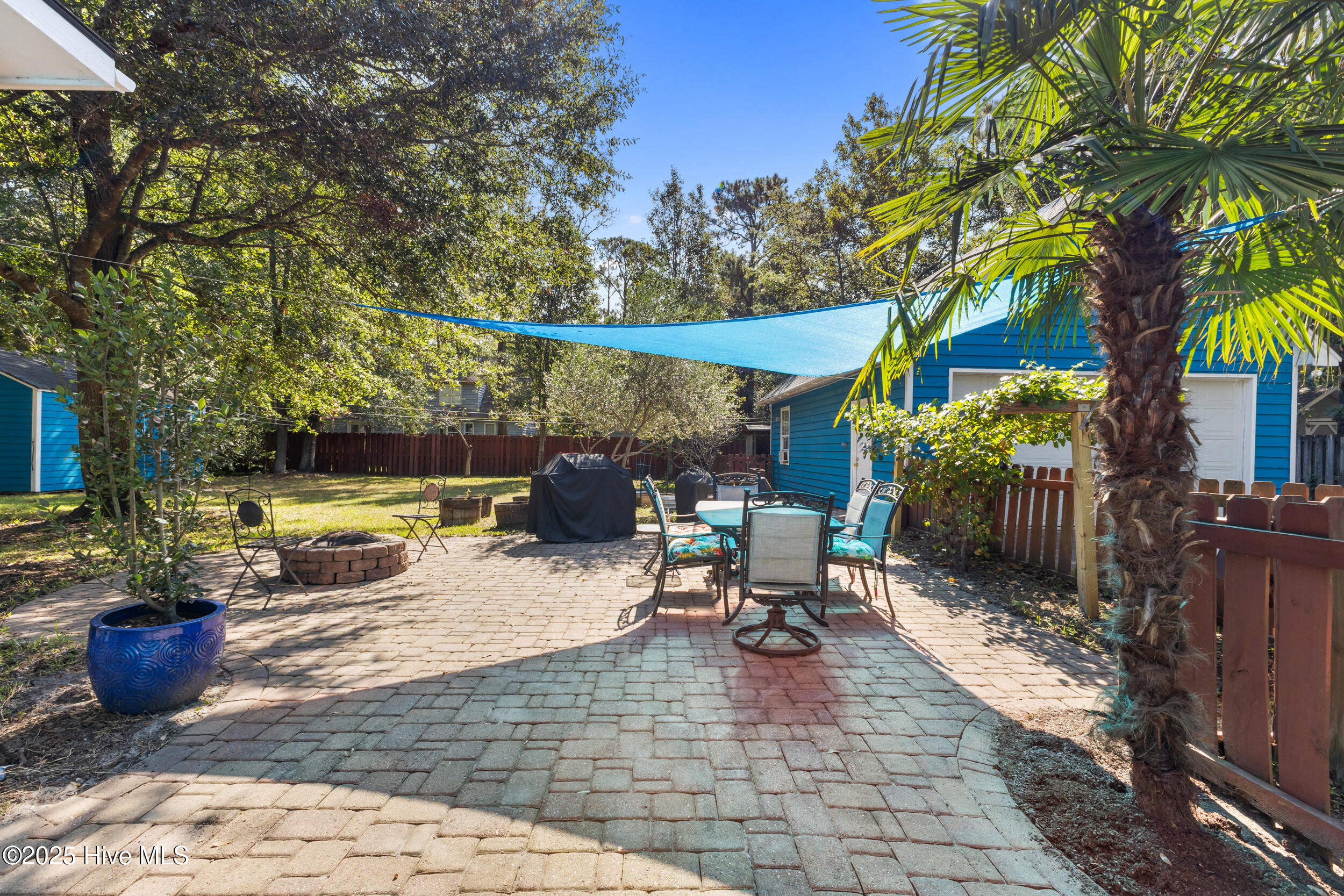 100533907 | Photo 28