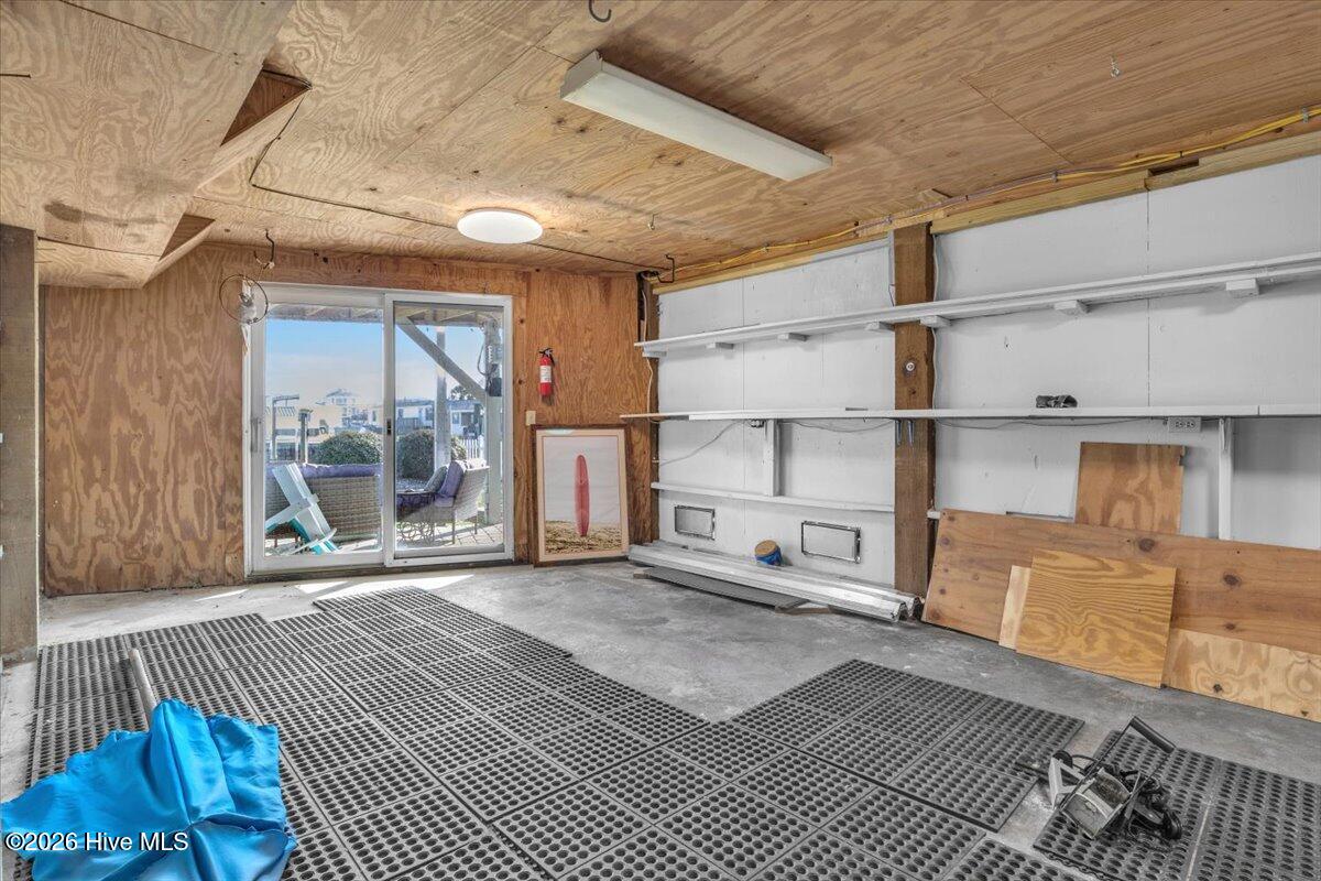 100559850 | Photo 65