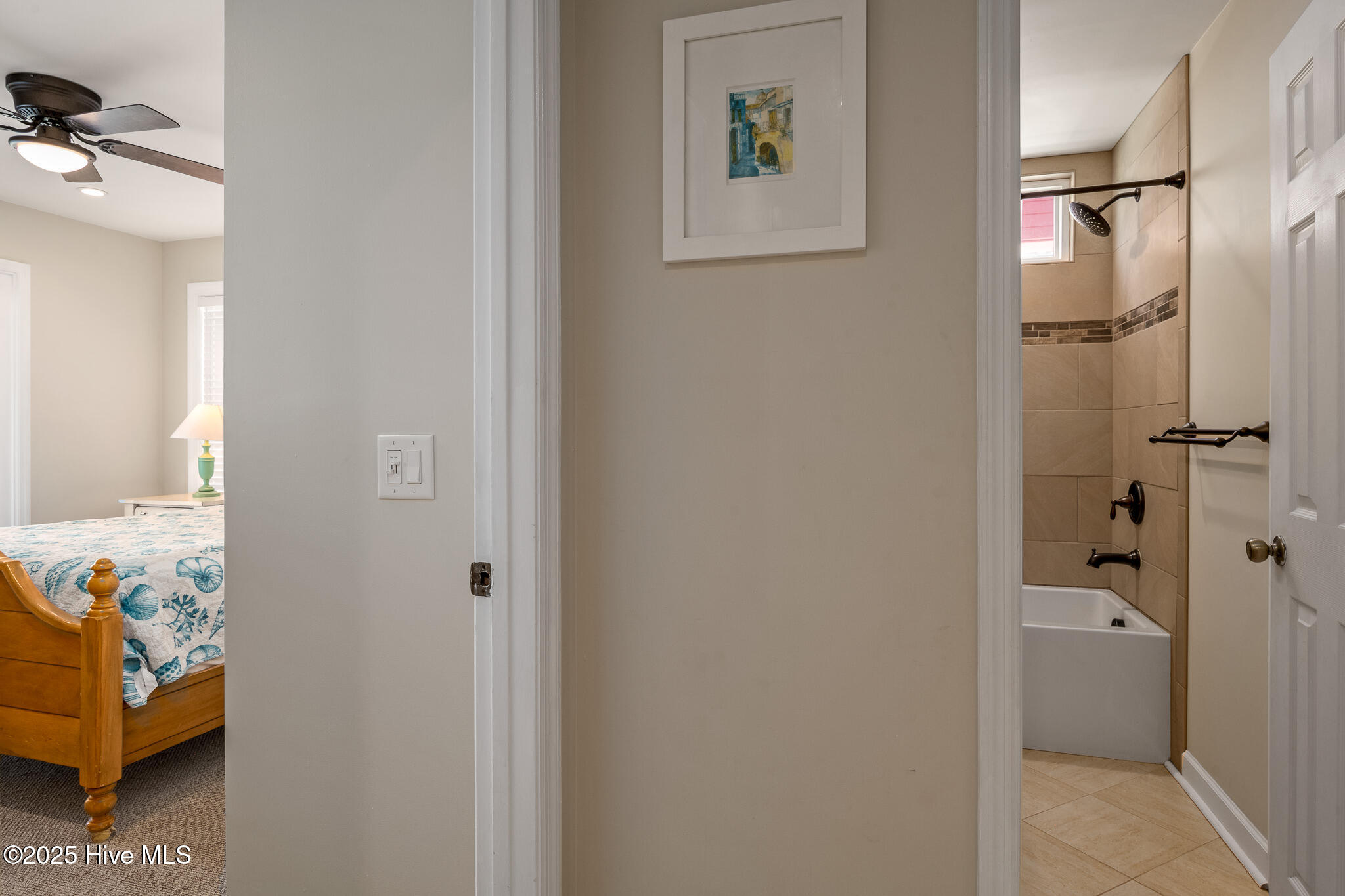 100515764 | Photo 14