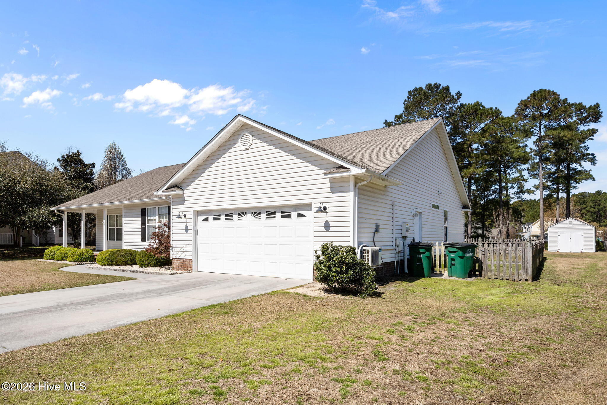 100561724 | Photo 43