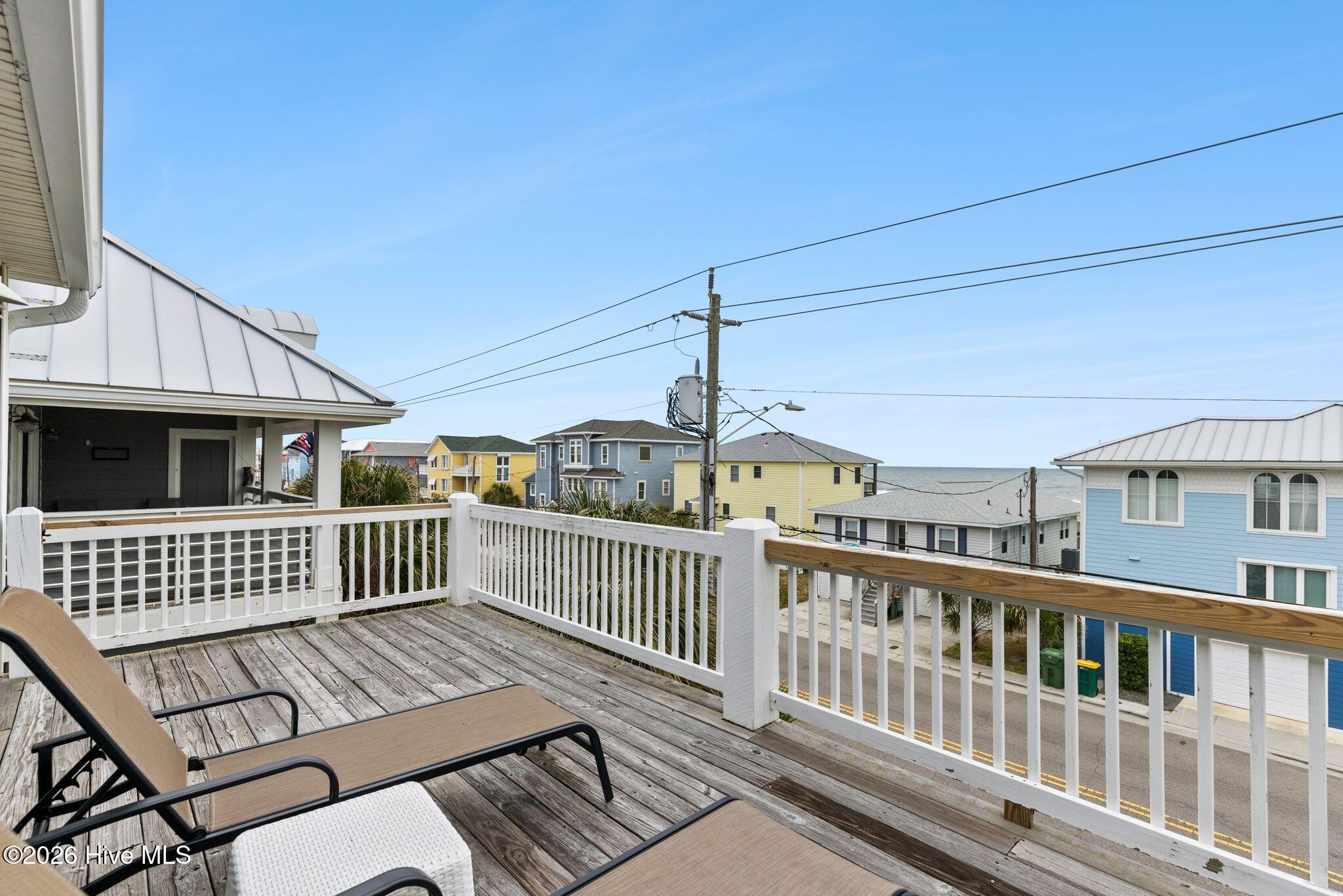 100570292 | Photo 39