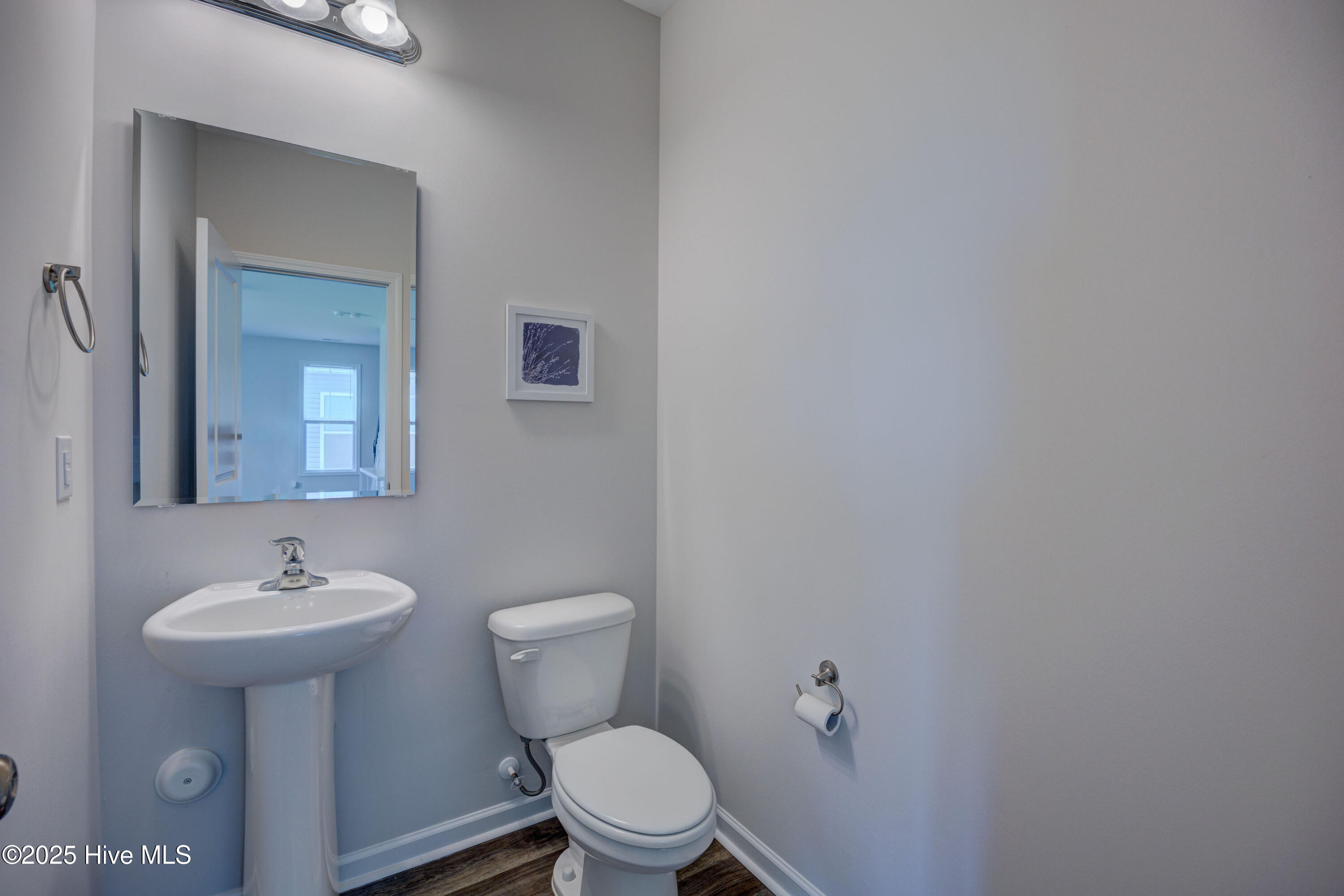 100535248 | Photo 20