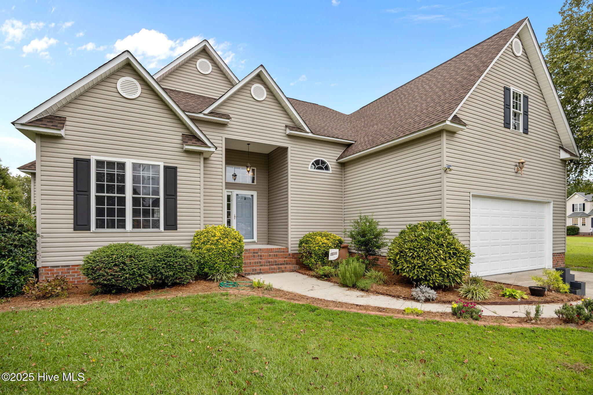 Homes for sale in Grimesland, NC | 2616 Spring Creek Dr, Grimesland, NC 27837 | MLS# 100525341