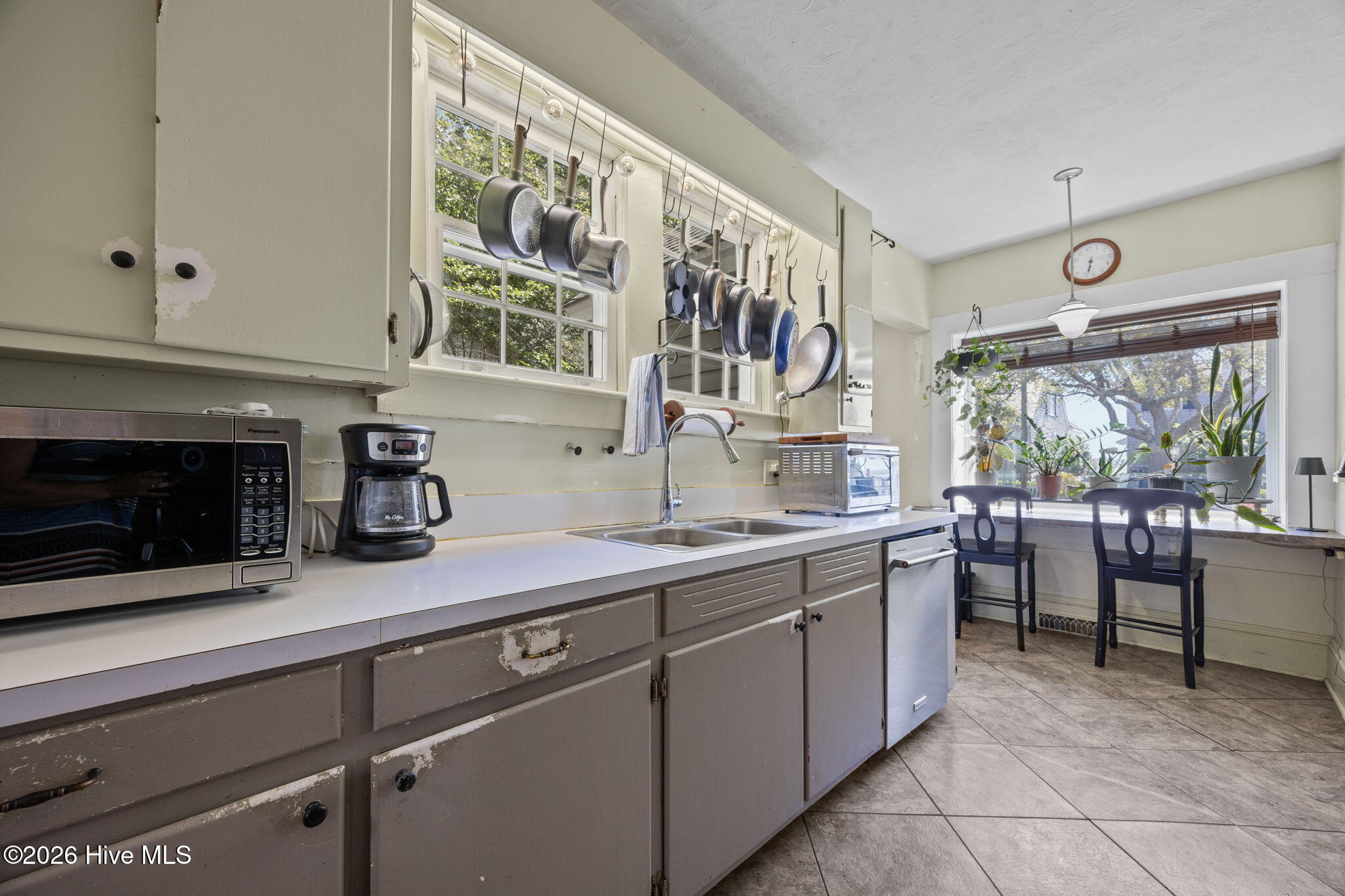 2812 Evans Street, Morehead City, NC, 28557