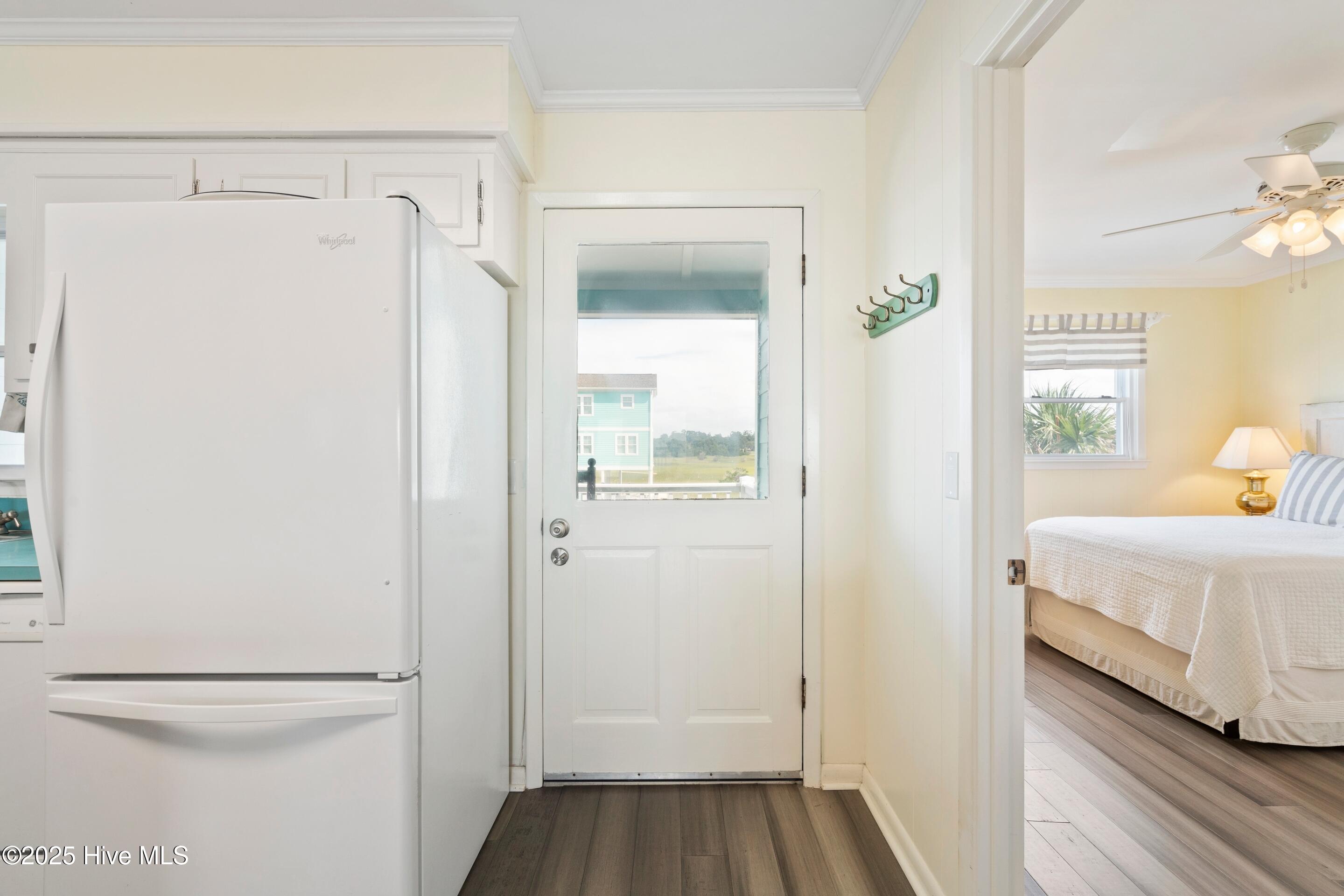 100526727 | Photo 10