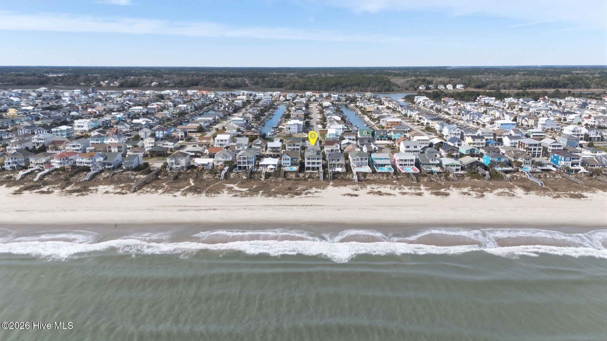 100561409 | Photo 60