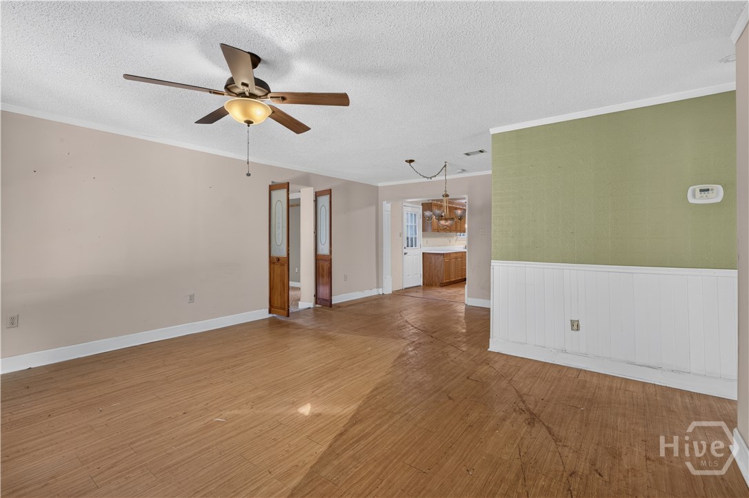 Photo 4 of Single family home for sale at 1 Lansing Ave, Savannah, GA 31406 | MLS# SA362571 | Listing updated on 2026-09-18