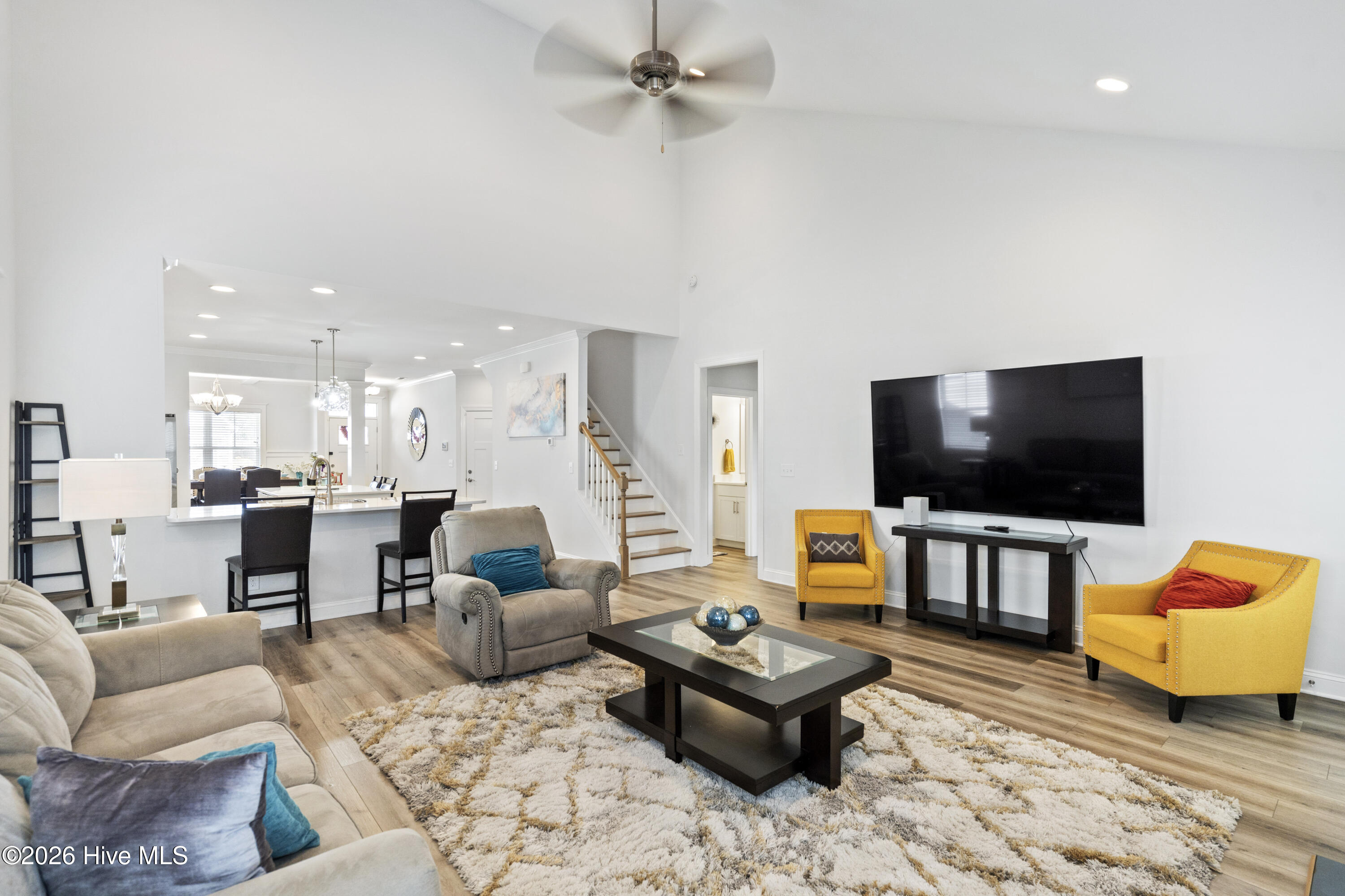 100554092 | Photo 14