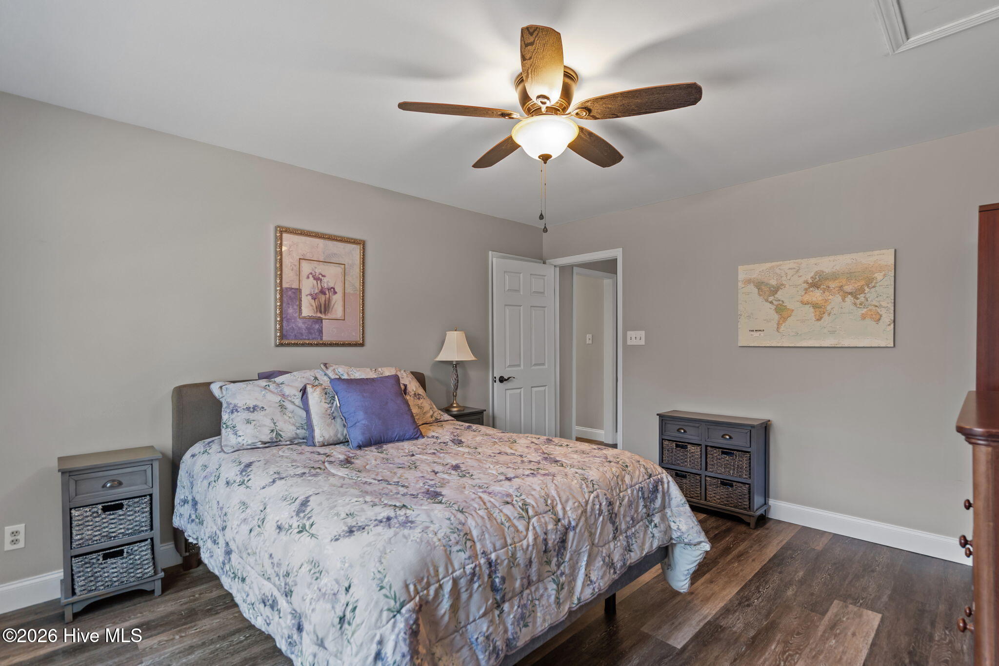 100554054 | Photo 26