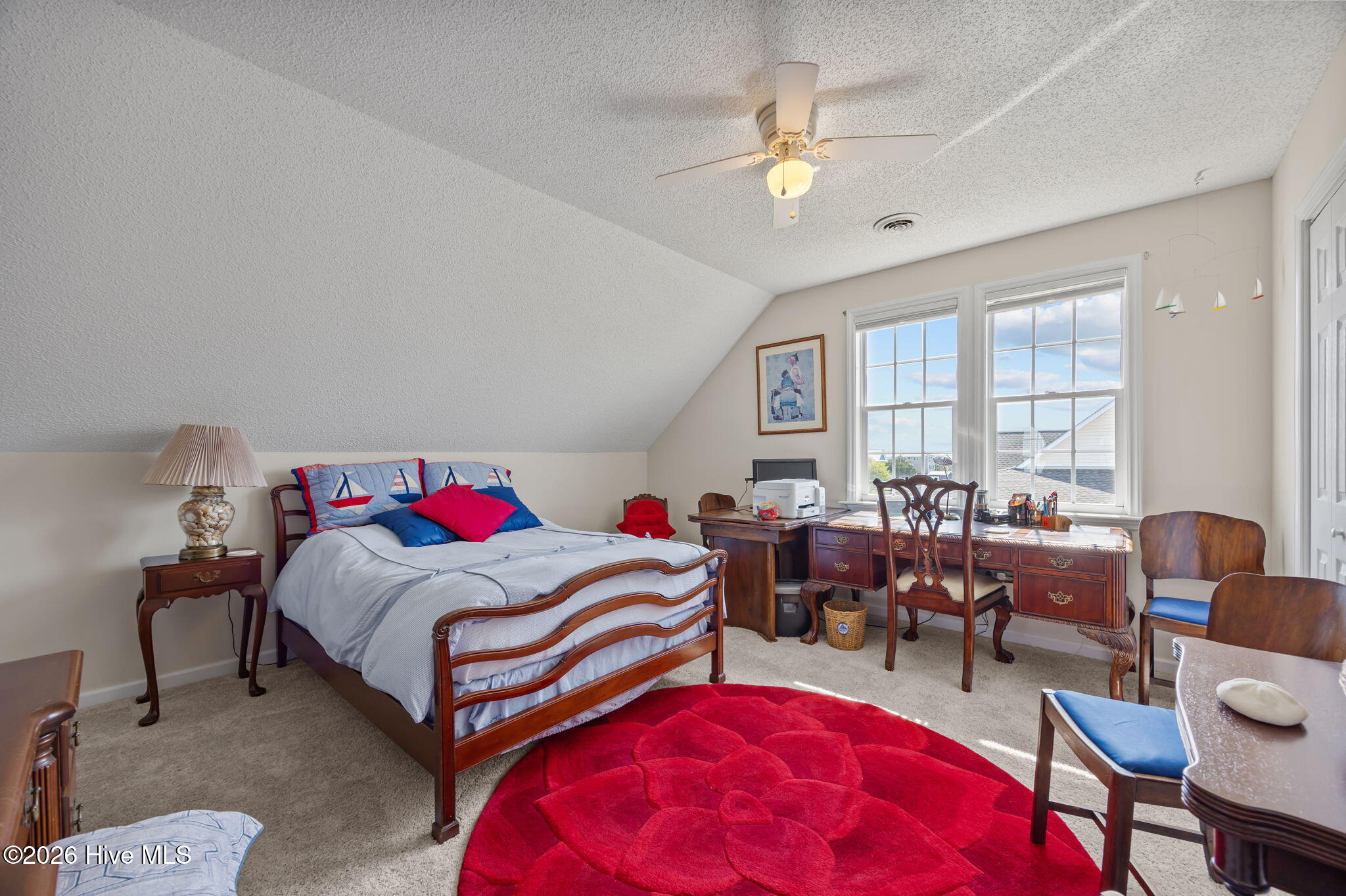160 Live Oak Road,Newport