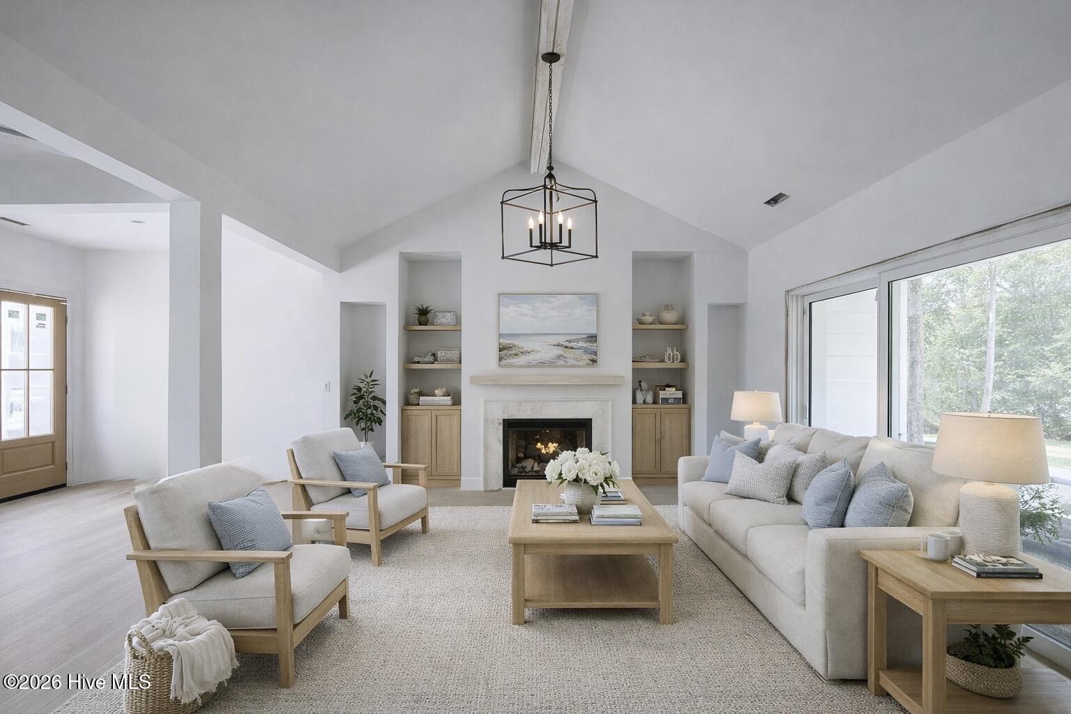 100543431 | Photo 40