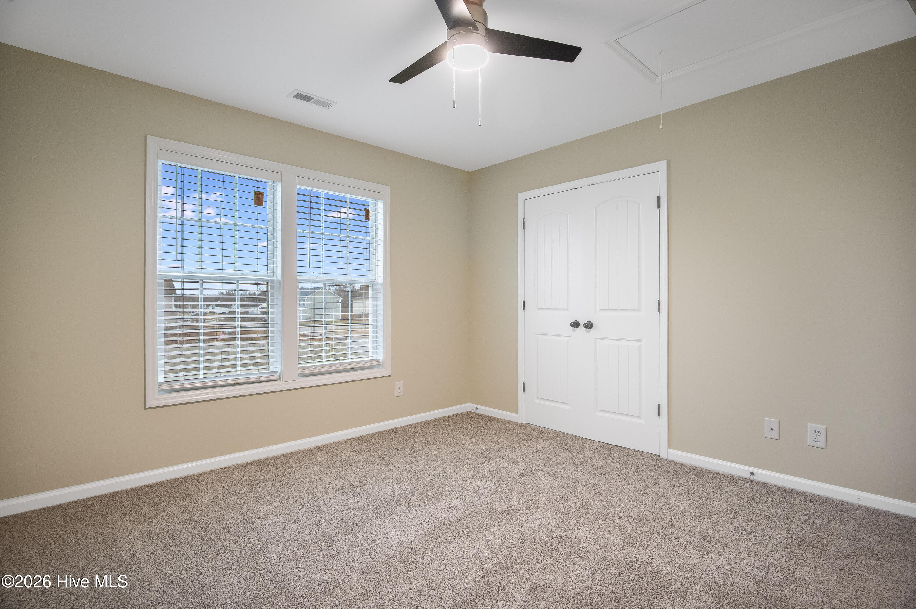 100545678 | Photo 46