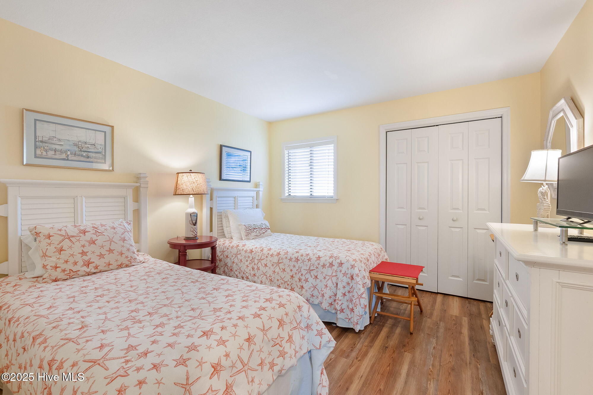 100544283 | Photo 19