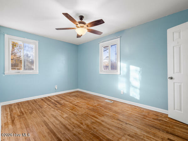 100559147 | Photo 26