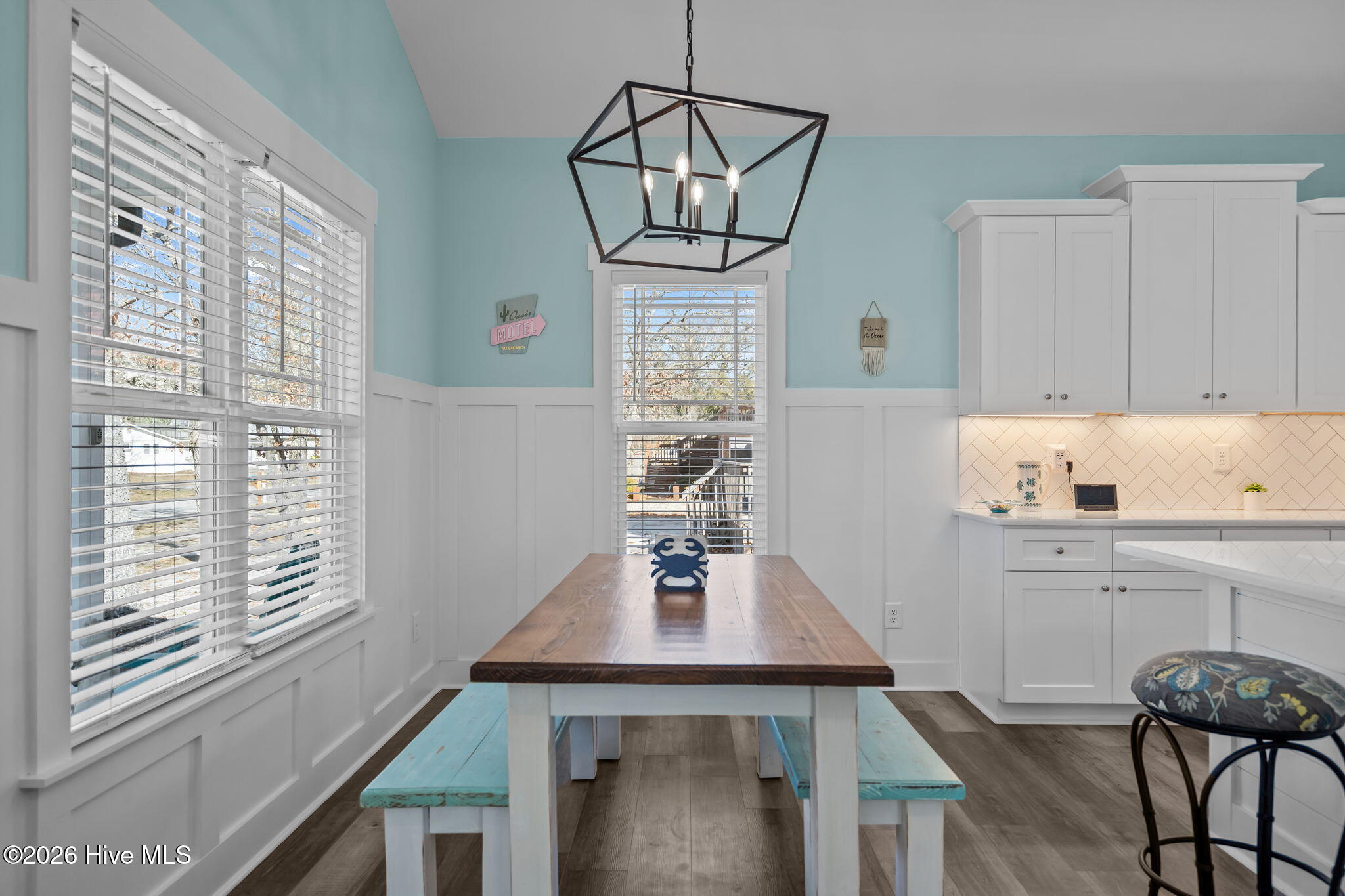 100552076 | Photo 13